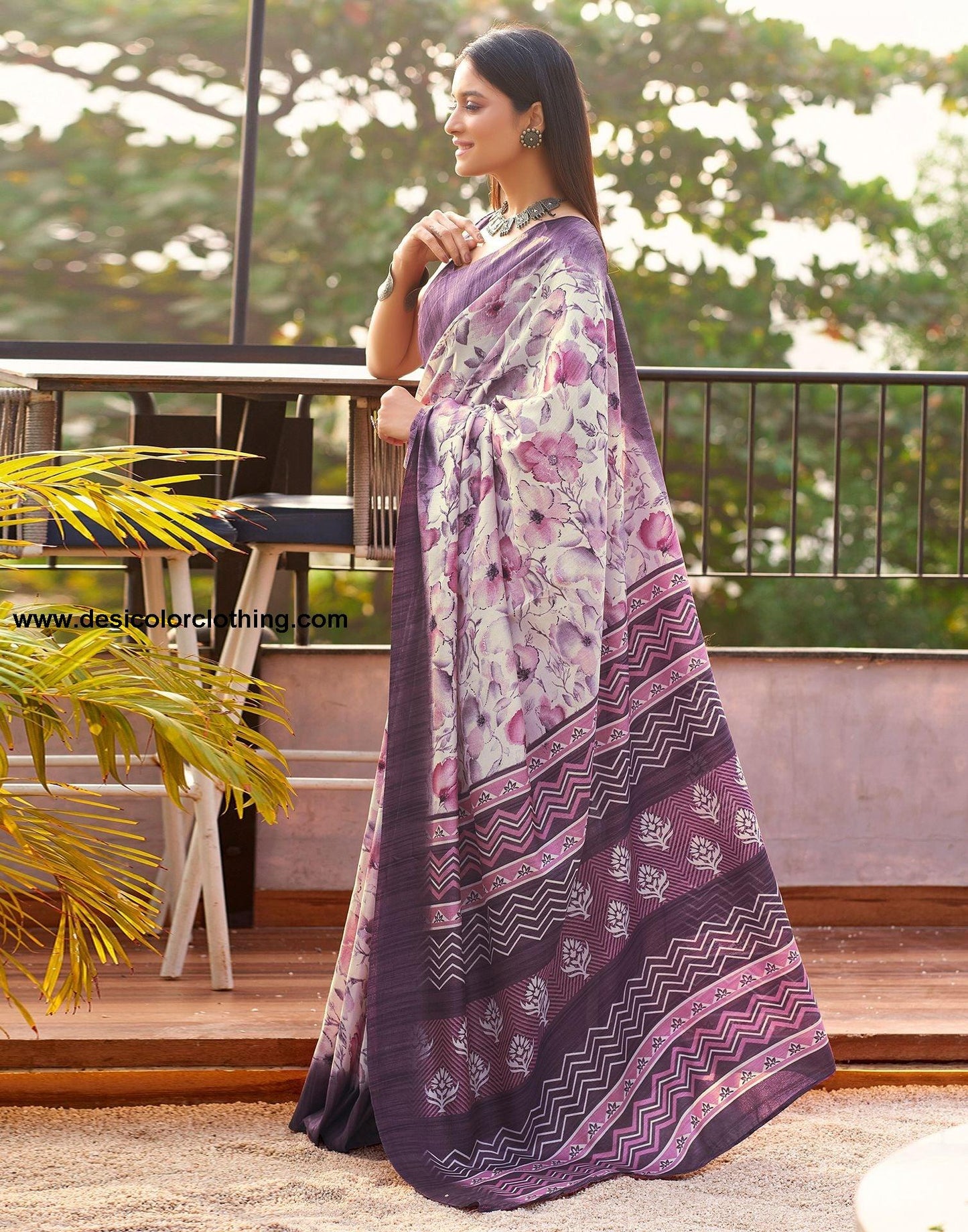 Cream Printed Silk Saree