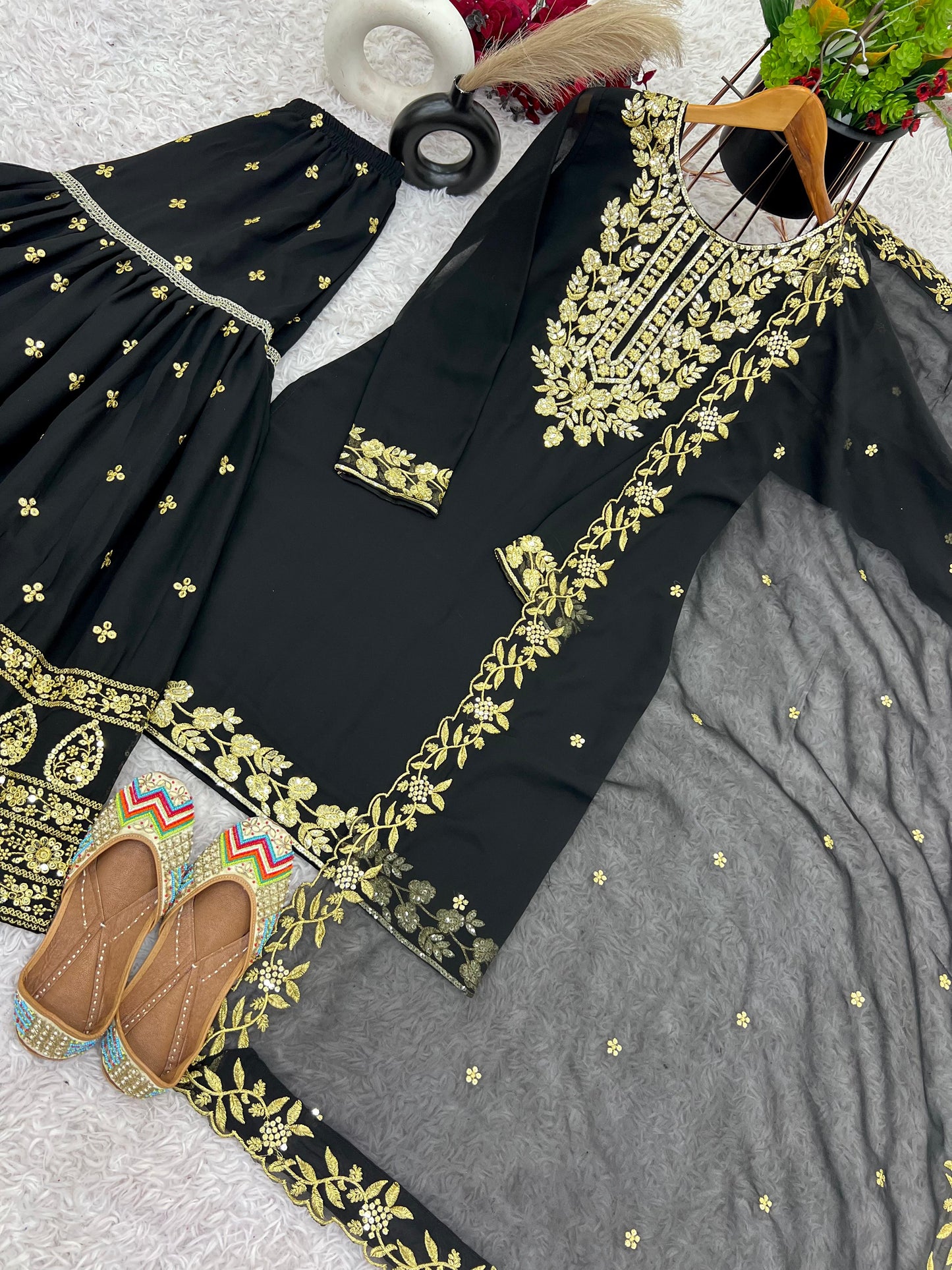 Product Image - Designer Georgette Saree Set for Festive and Wedding Wear