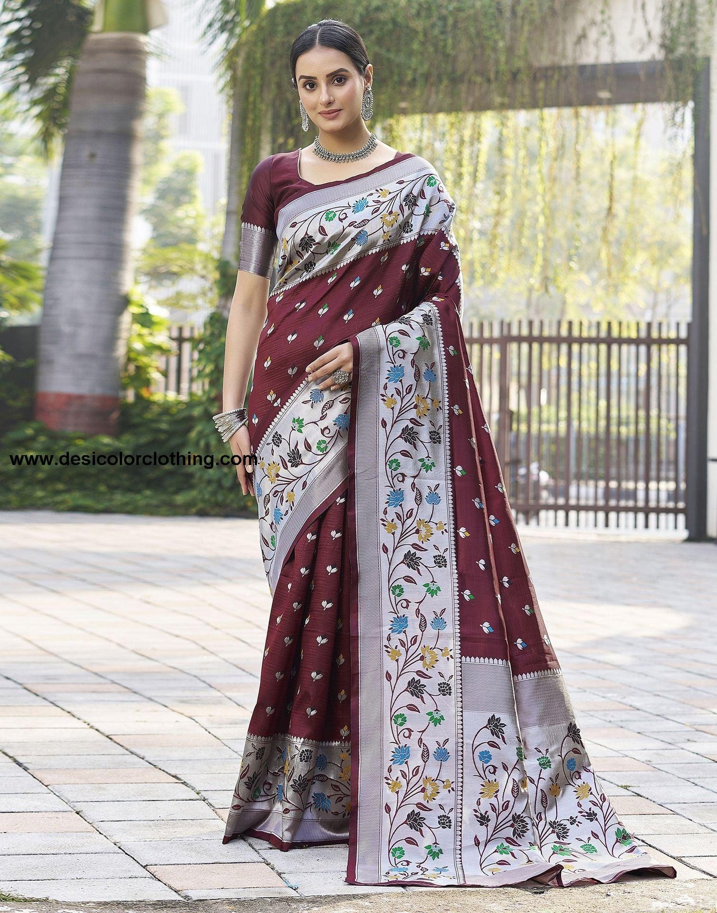 Silver Jacquard Silk Saree