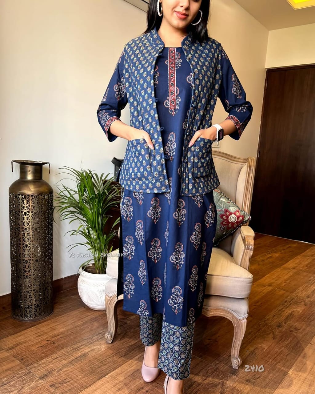 Product Image - Voluminous Jacket Suit Set - Elegant Cotton Ethnic Wear