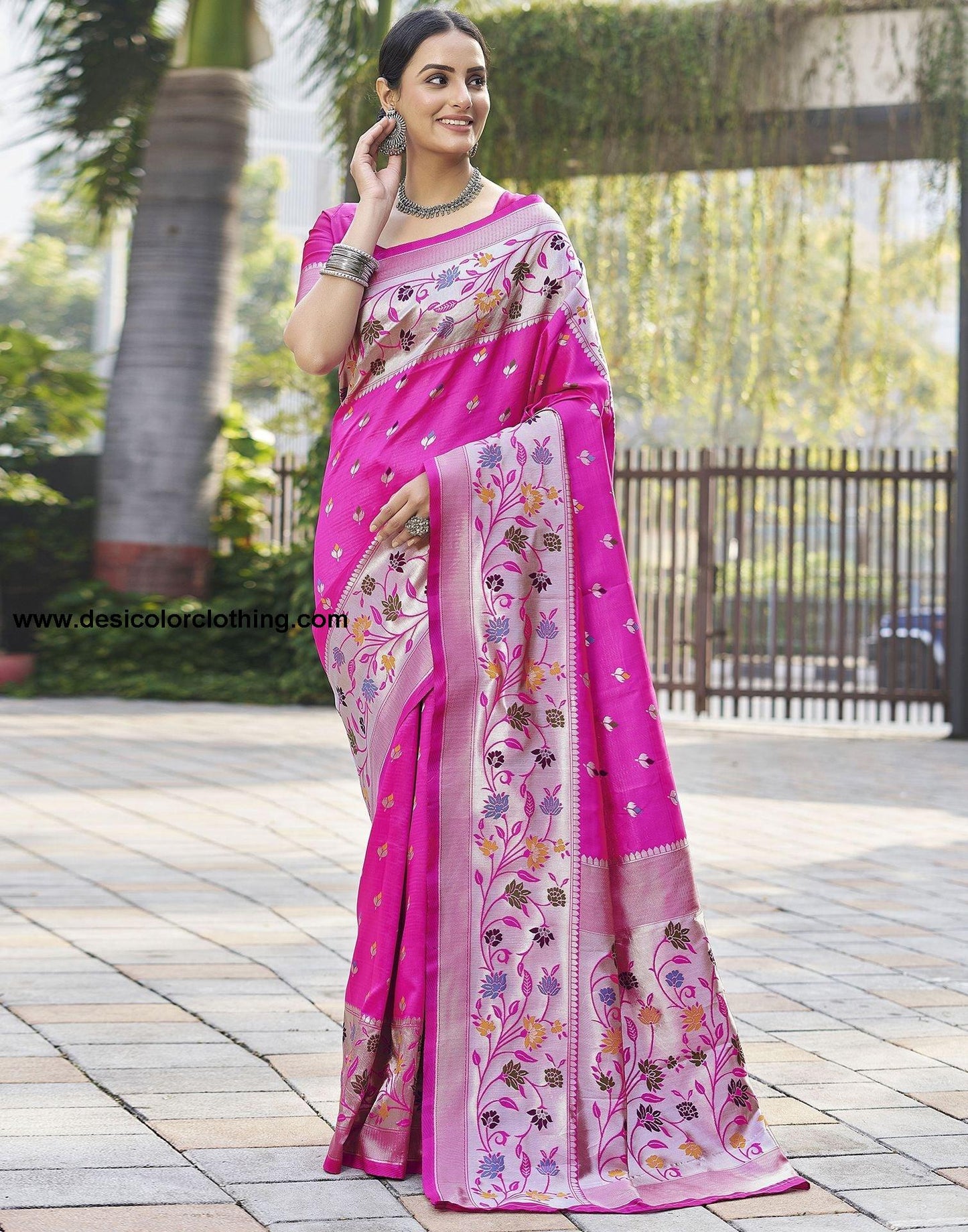 Silver Jacquard Silk Saree