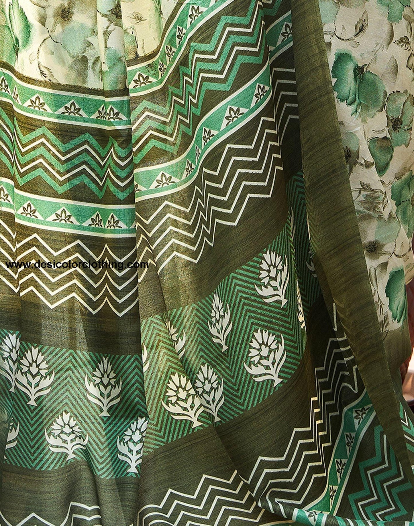 Cream Printed Silk Saree