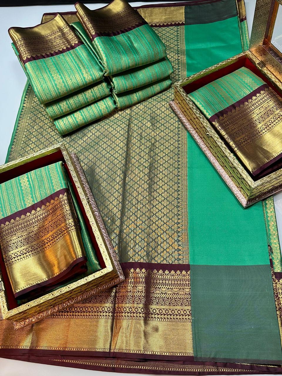 Product Image - Designer Saree in Georgette Fabric | Soft Banarasi Pattu Brocade