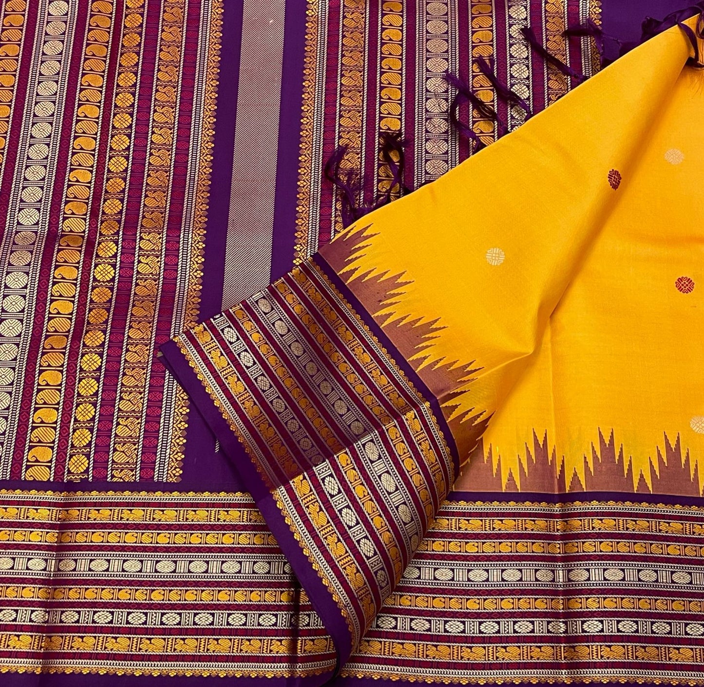 Product Image - Exquisite Kanchipuram Pure Silk Handloom Saree