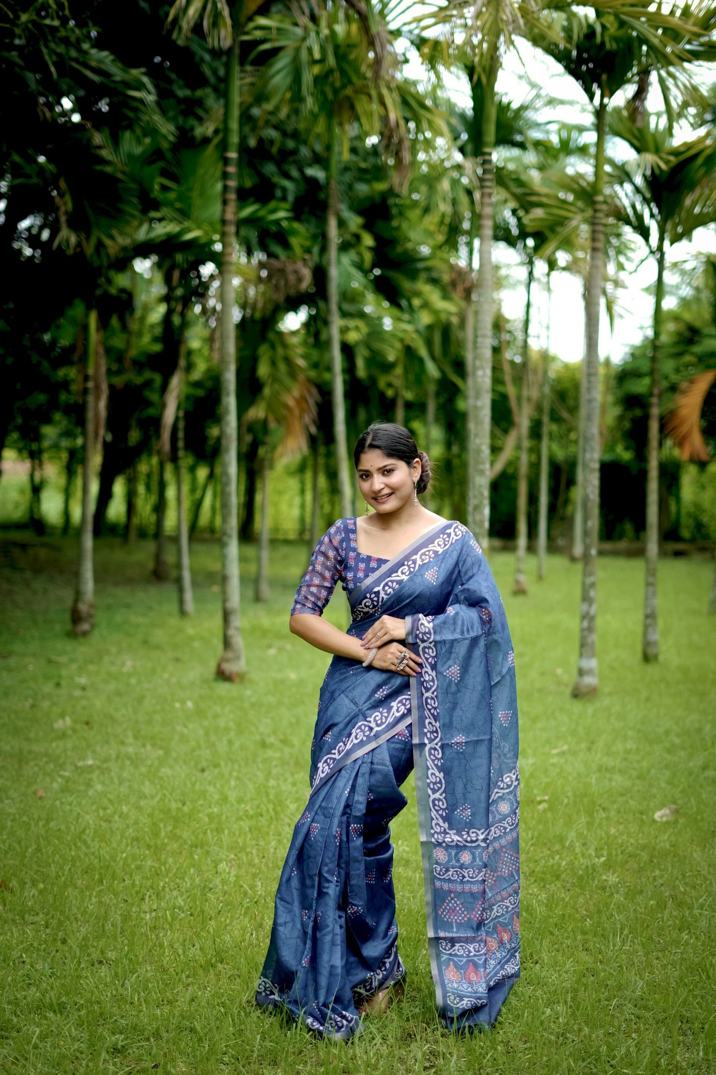 Product Image - Elegant Dhanwari Cotton Saree with Zari Border - Premium Ethnic Wear