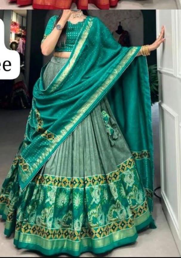 Product Image - Stunning Navaratri Fully Stitched Lehengas for Festive Celebrations - 1