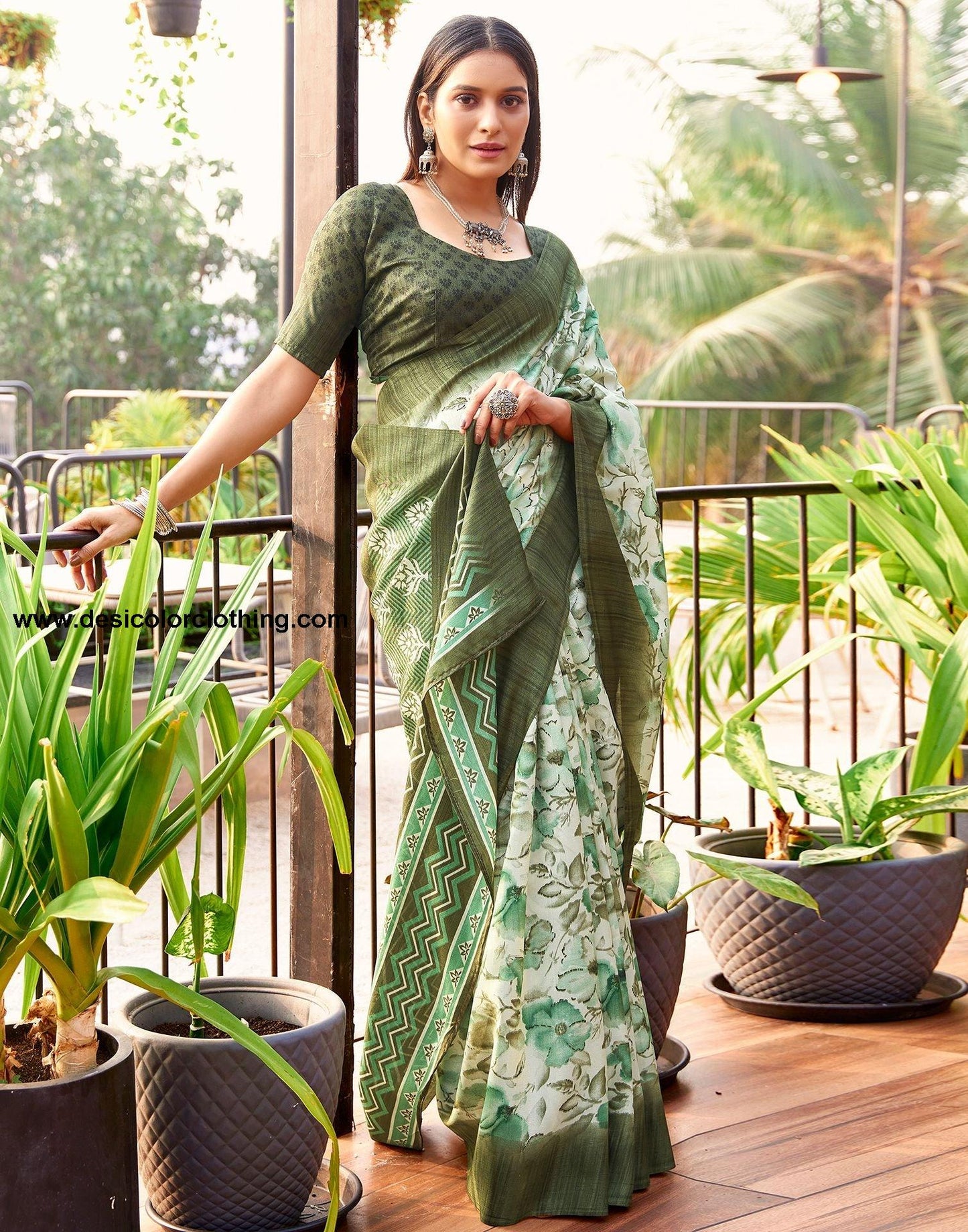 Cream Printed Silk Saree
