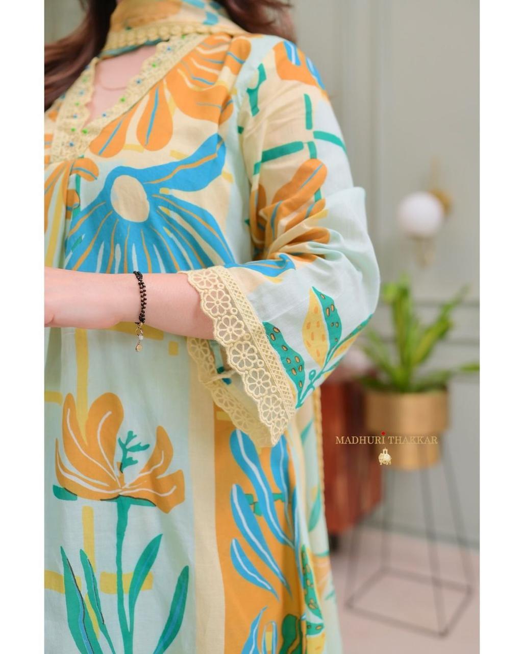 Product Image - Elegant Abstract Floral Suit Set | Designer Georgette Saree | Festive Wear