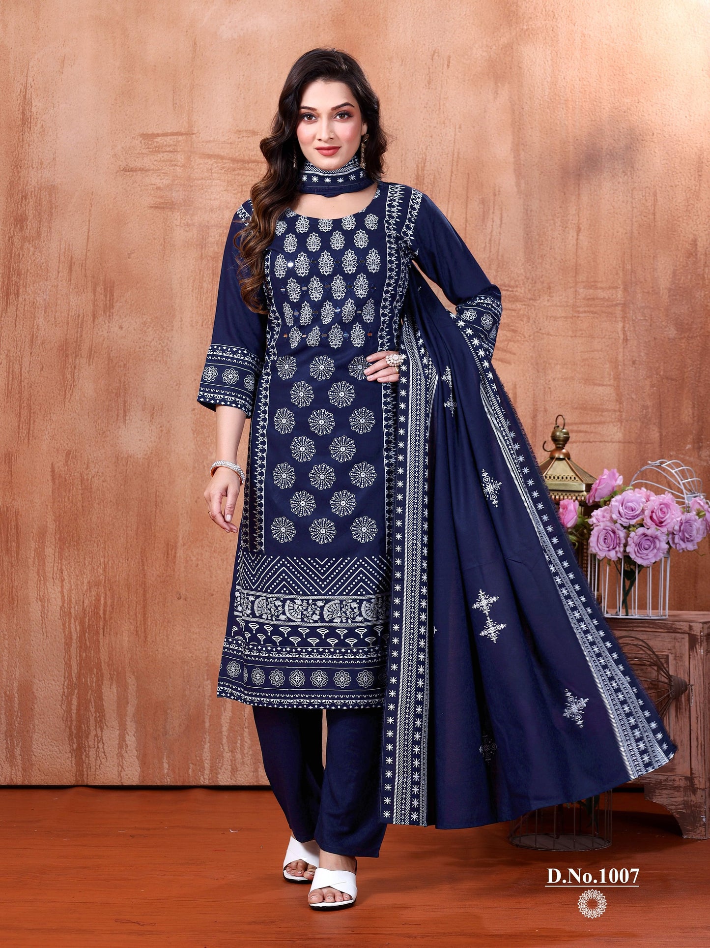 Product Image - Designer Georgette Saree Collection - Ankita Vol 3