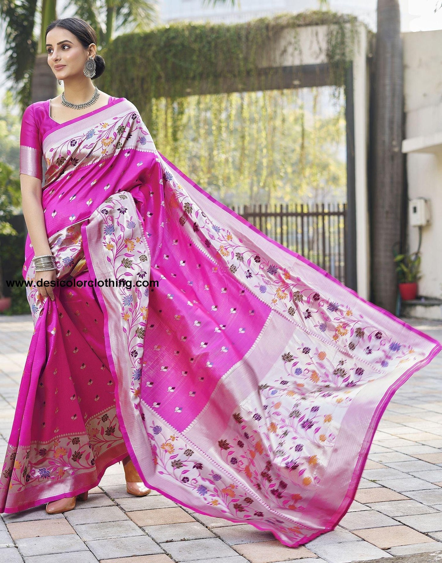 Silver Jacquard Silk Saree