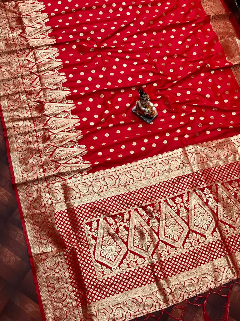 Product Image - Elegant Soft Banarasi Lichi Silk Saree with Water Gold Jari Weaving