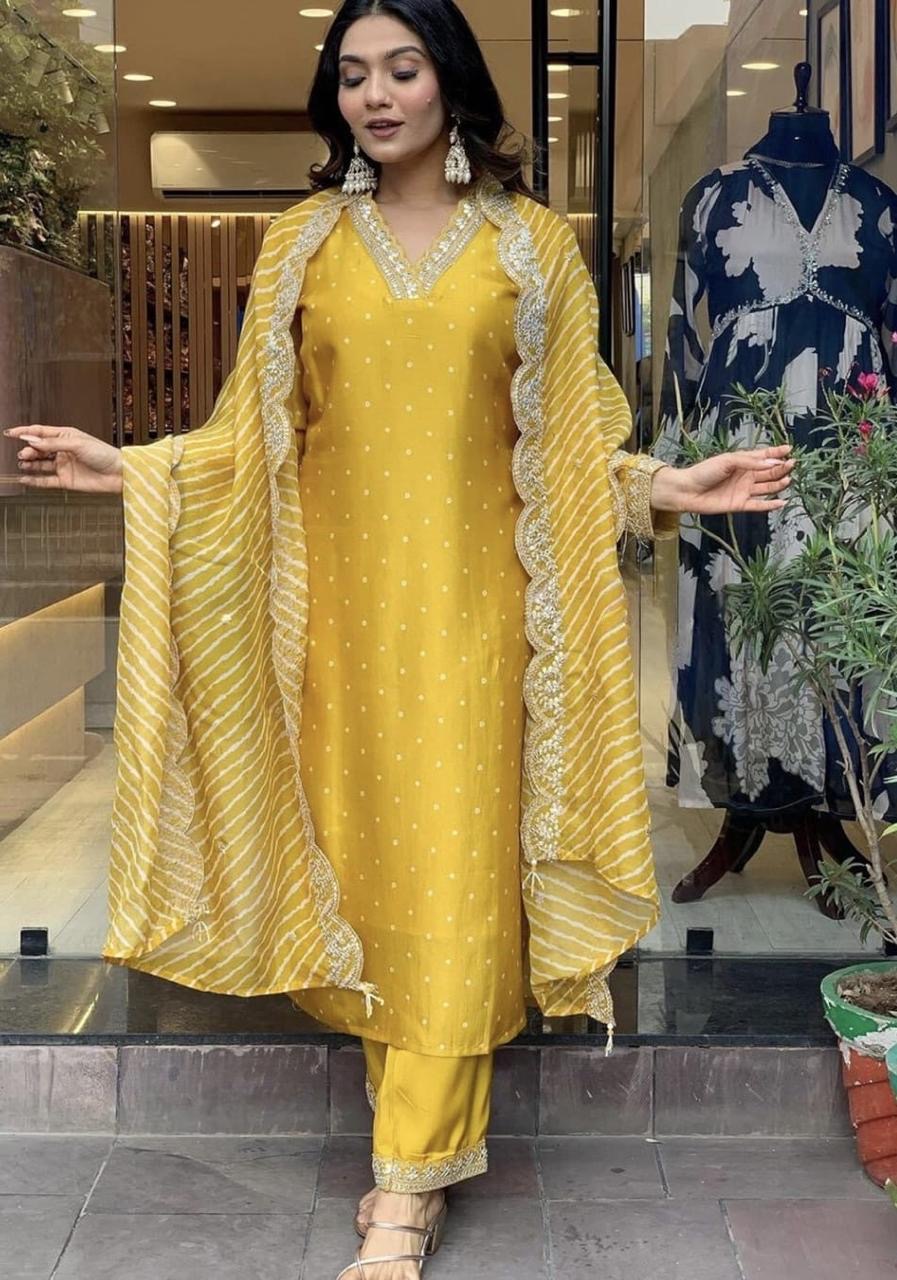 Designer Party Wear Suits – Glamorous Styles for Every Celebration