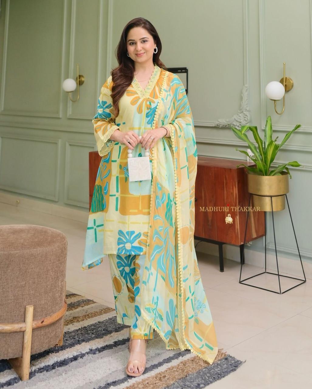 Product Image - Elegant Abstract Floral Suit Set | Designer Georgette Saree | Festive Wear