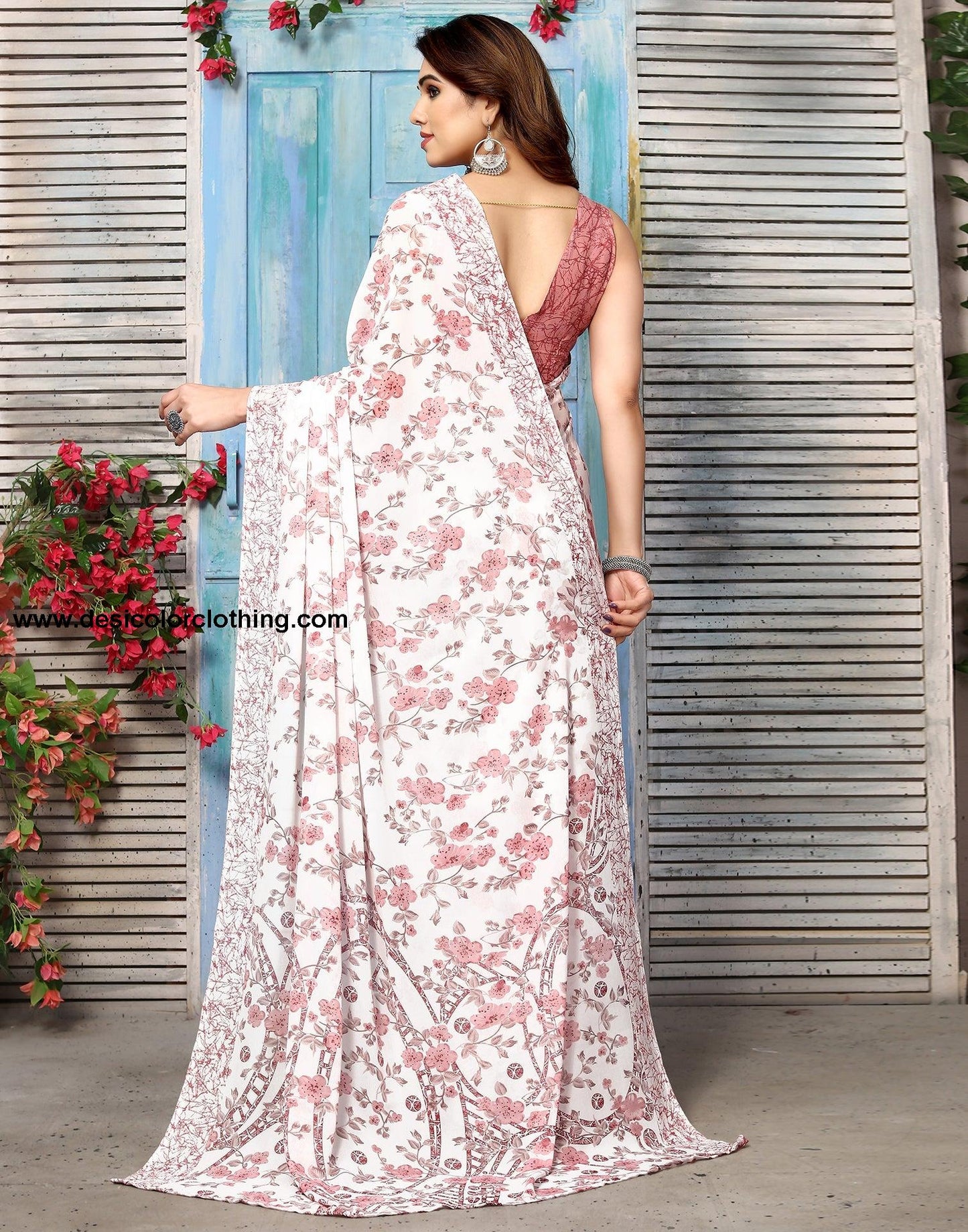 White Georgette Floral Printed Saree