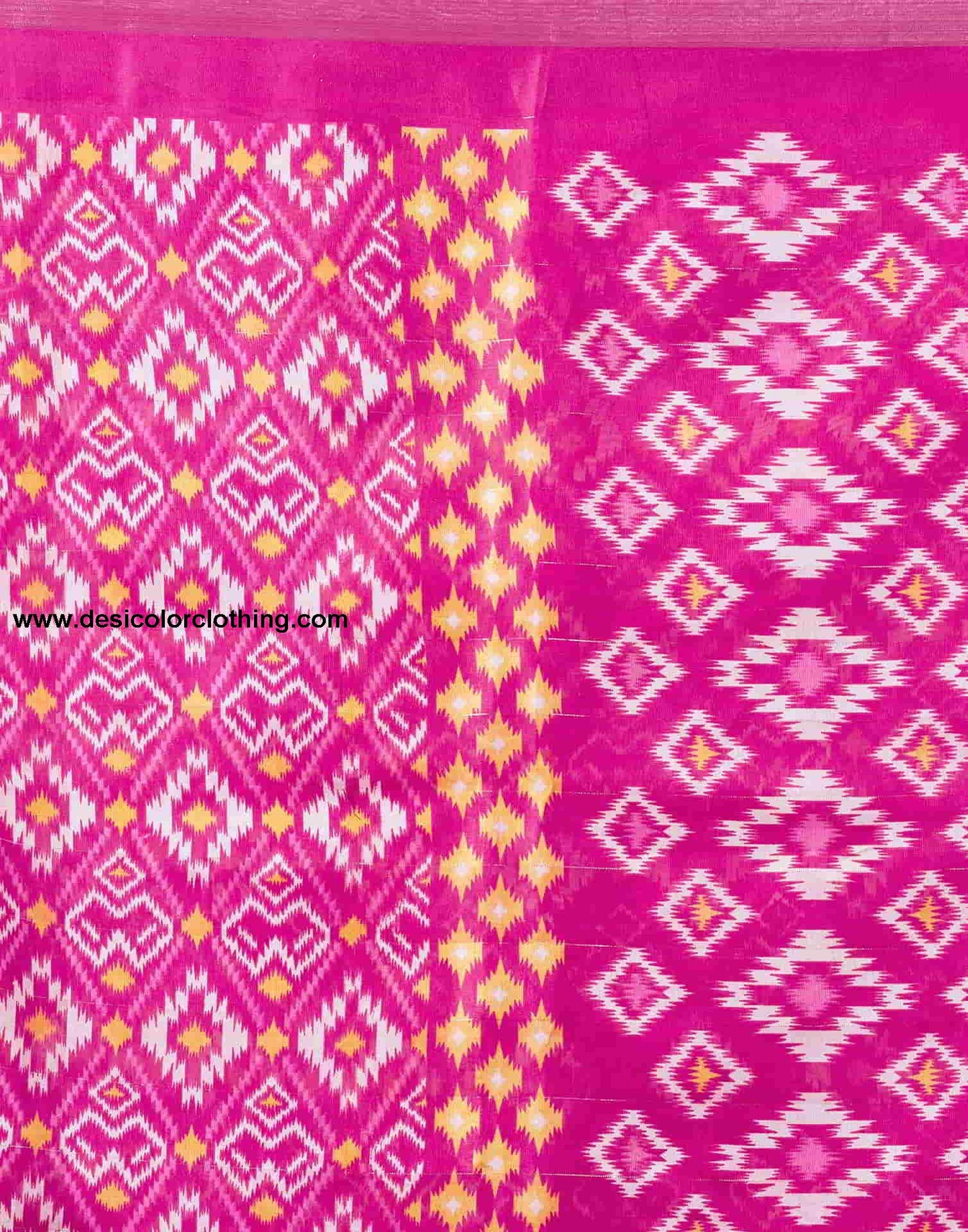 Pink Printed Cotton Geometric Saree