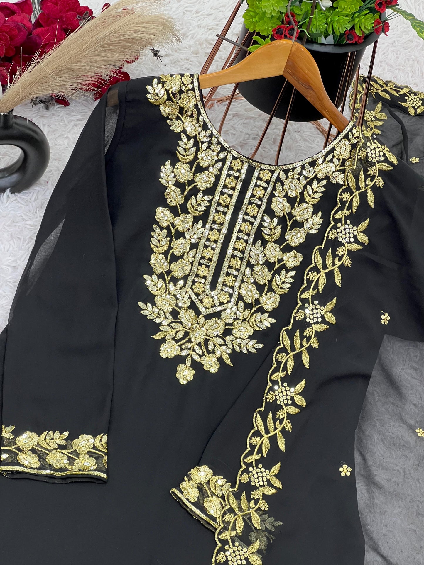Product Image - Designer Georgette Saree Set for Festive and Wedding Wear