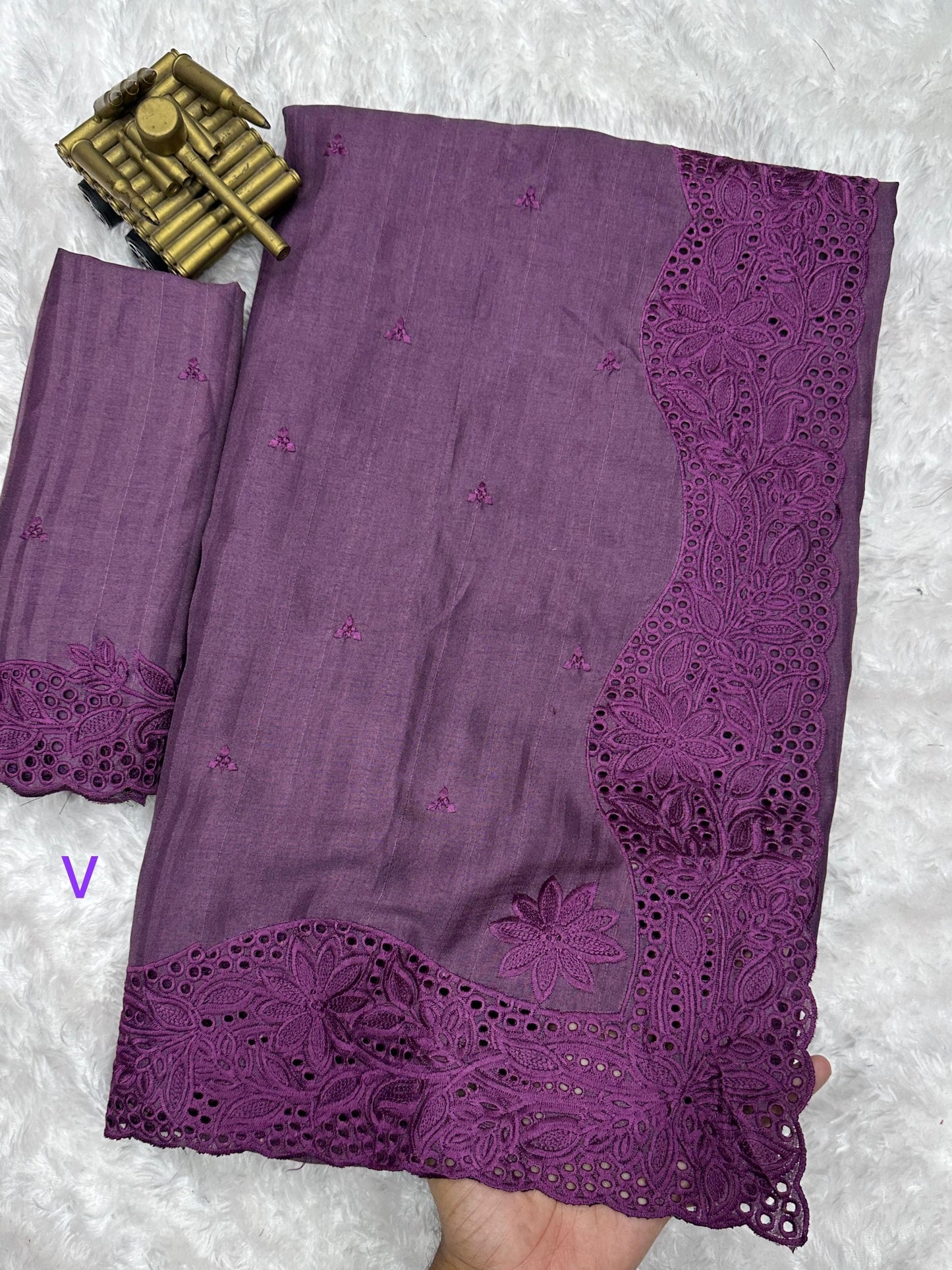 Product Image - Elegant Visca Slub Silk Designer Saree