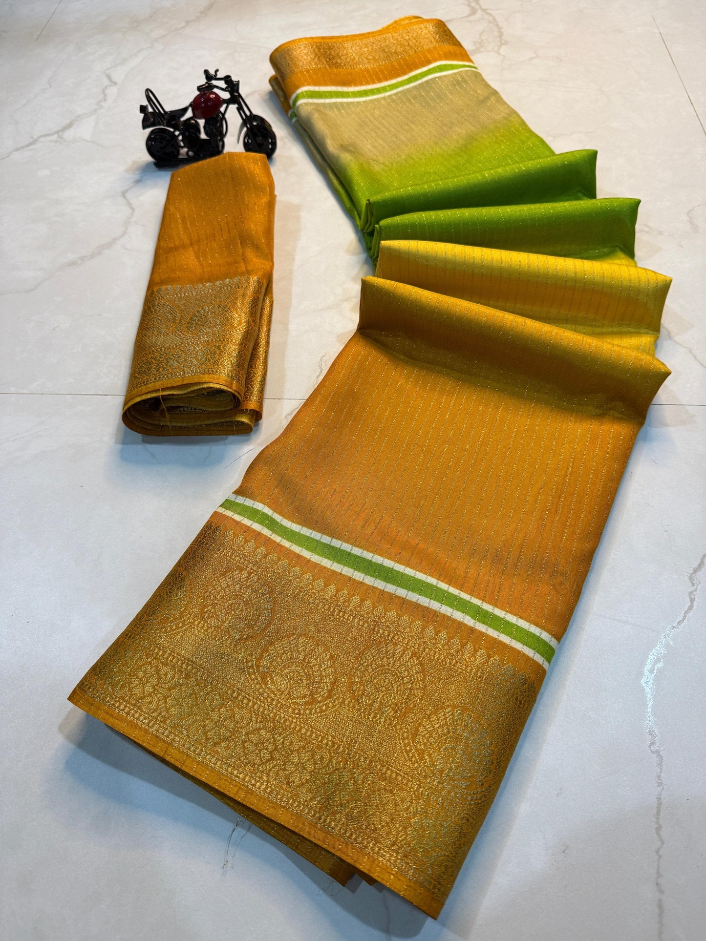 Product Image - Elegant Soft Kanjivaram Silk Saree with Zari Weaving
