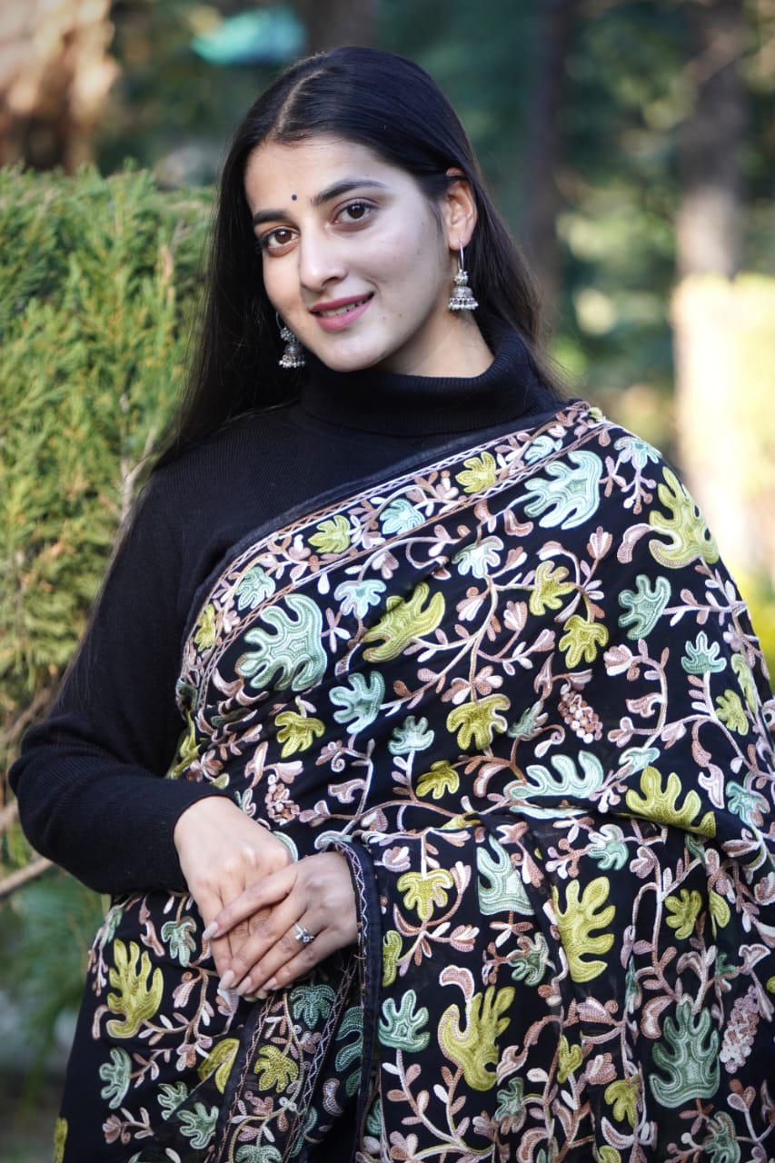 Product Image - Elegant Designer Georgette Saree with Kashmiri Work | Festive Wear