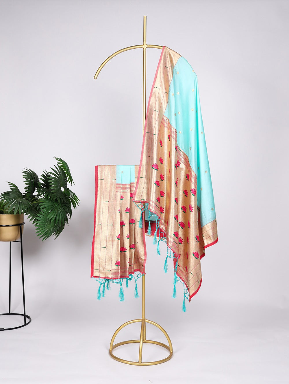 Product Image - Exquisite Pathani Dupatta with Jacquard Fabric