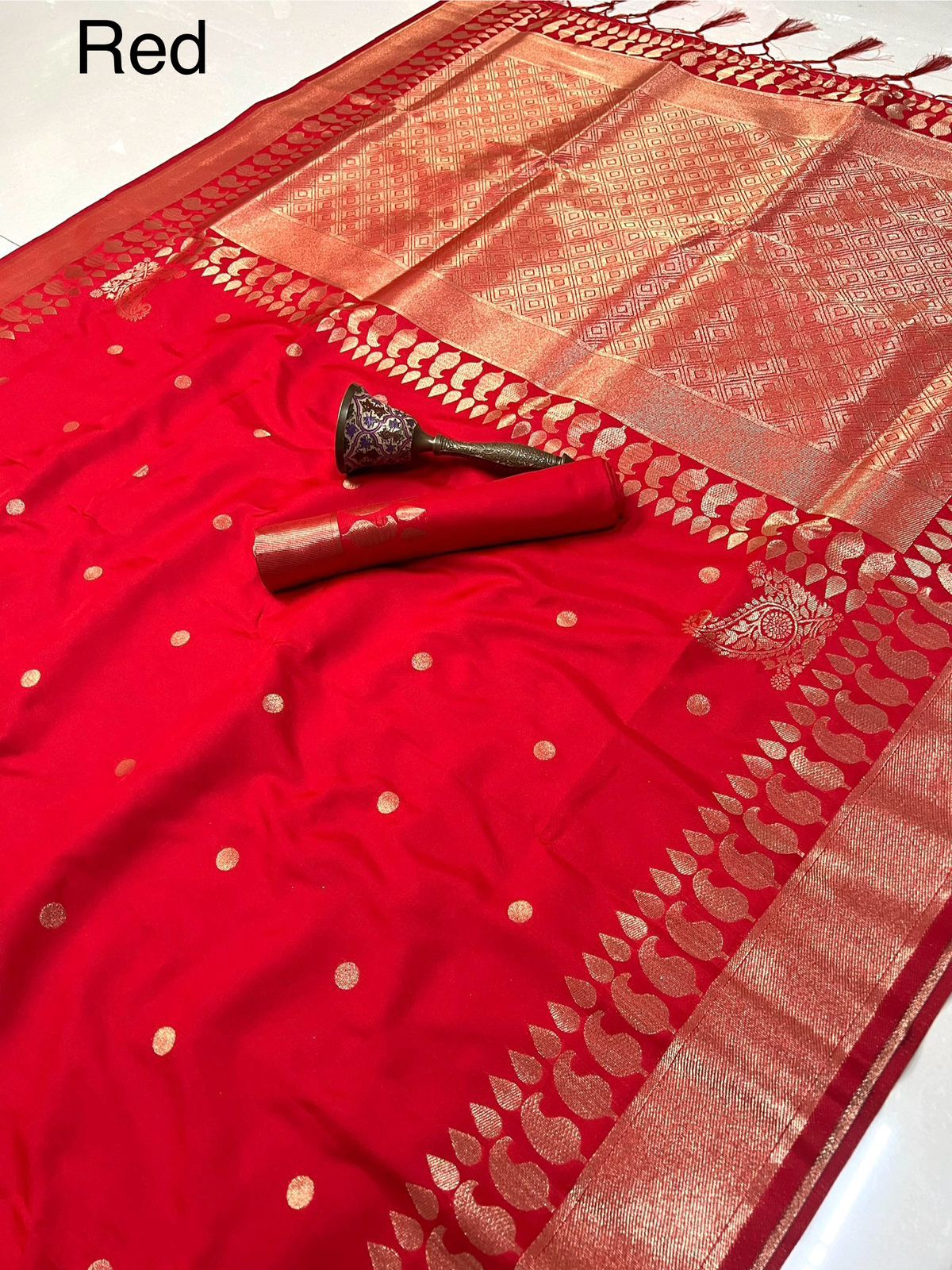 Product Image - Exquisite Pure Silk Banarasi Saree with Gold Jari and Butta Design