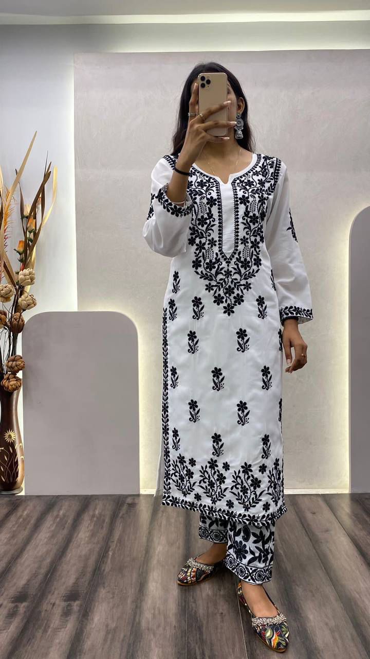 Product Image - Exclusive Designer Kurti-Pant Pair - Perfect for Festive Attire