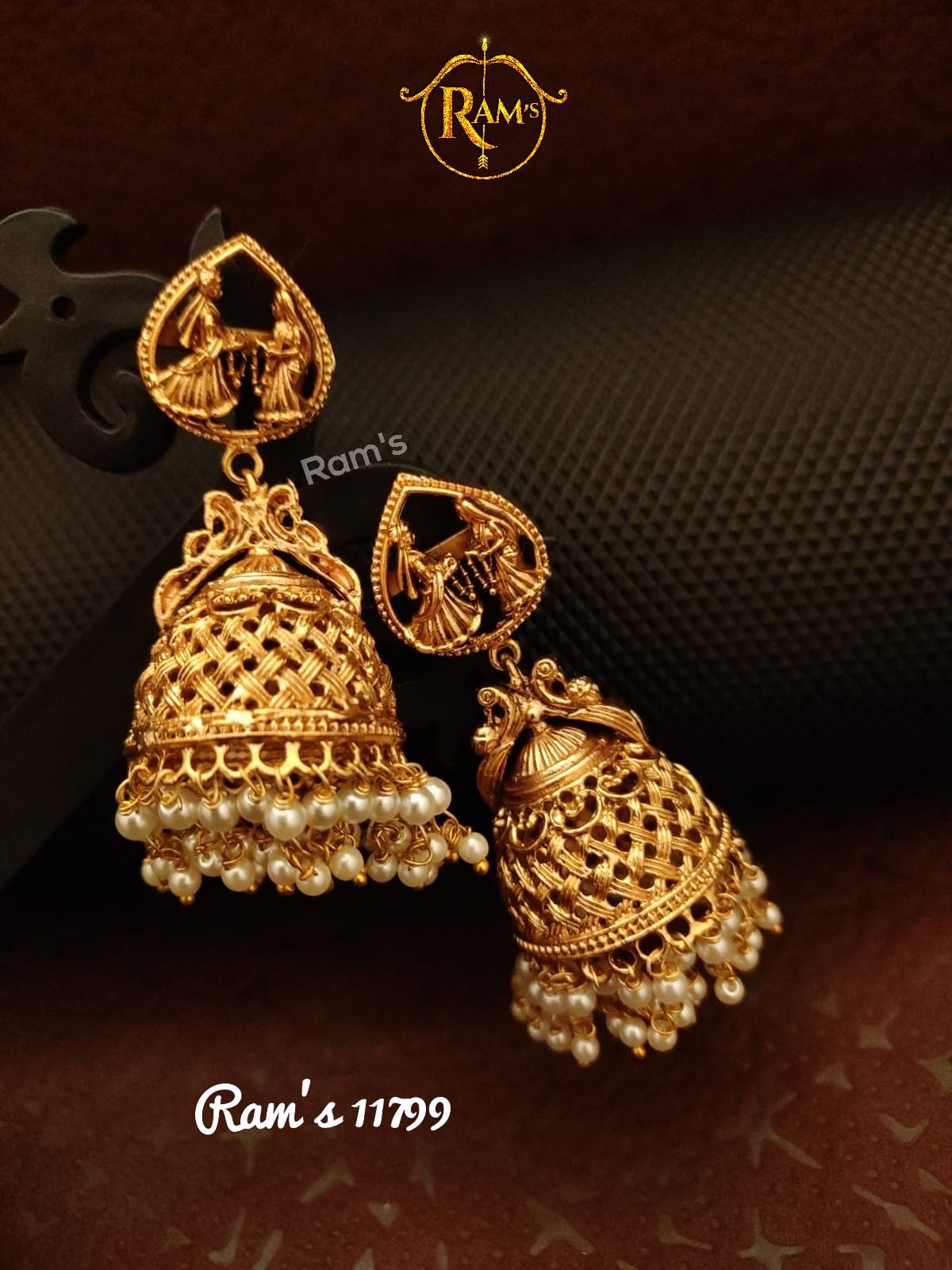 Product Image - Jewellery and ear rings 