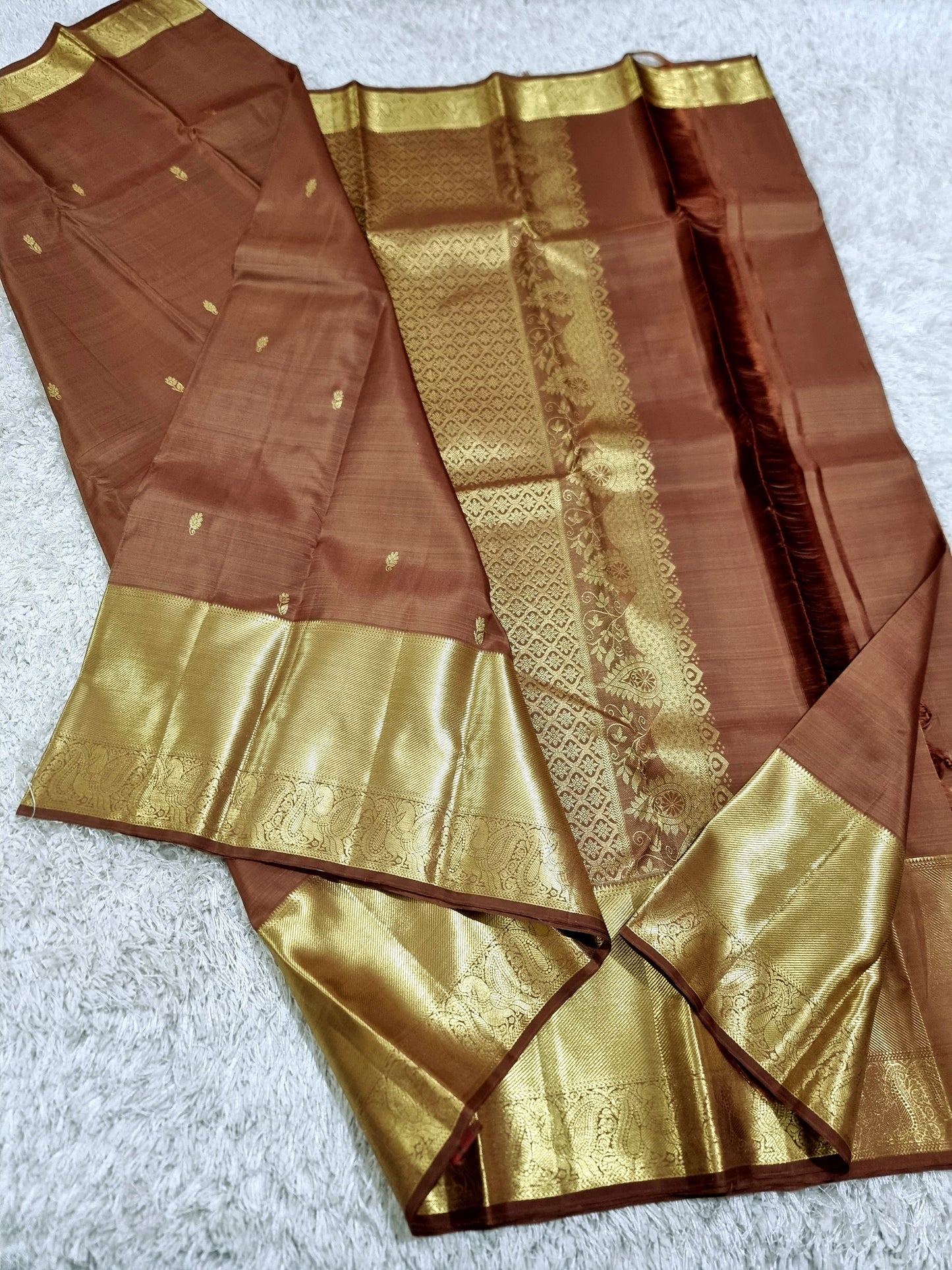 Pure Kachipuram pattu sarres