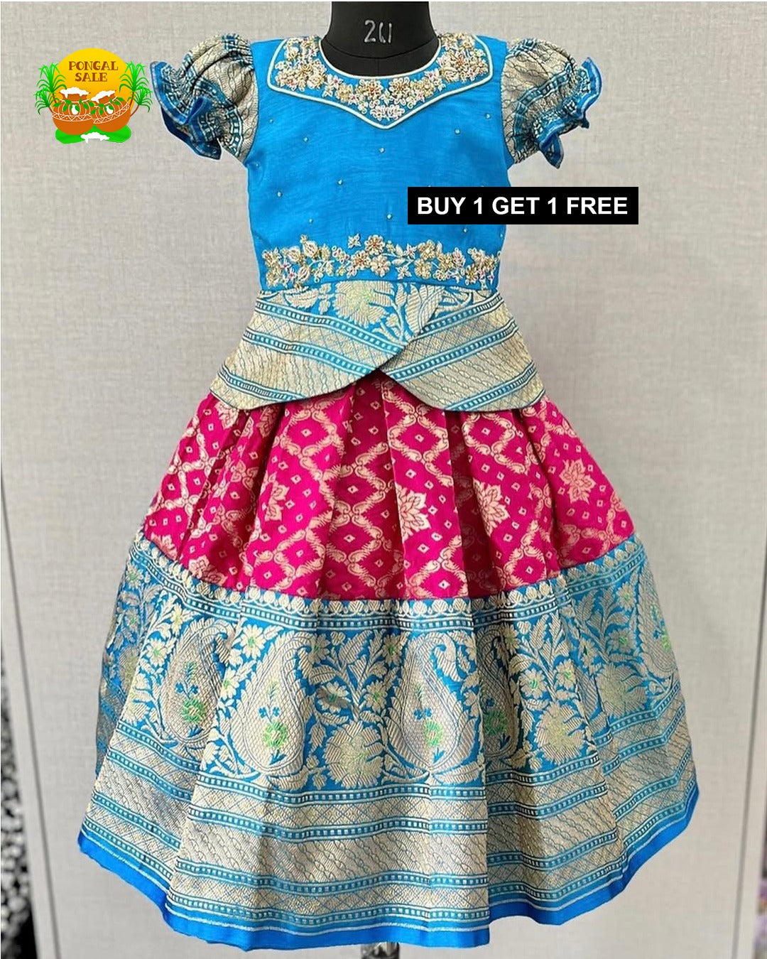 Product Image - Elegant Designer Georgette Saree for Festive and Wedding Wear