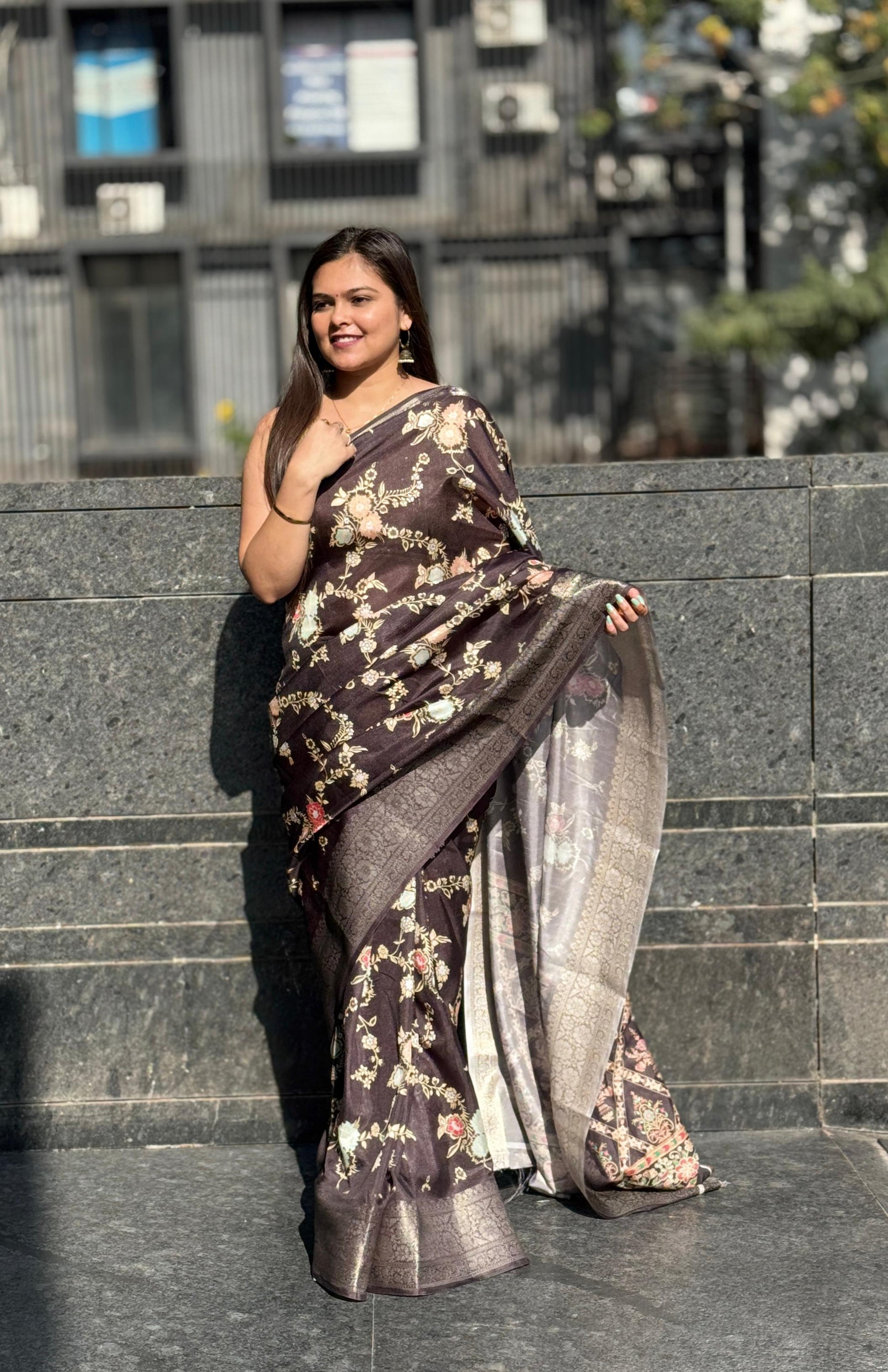 Product Image - Elegant Viscose Georgette Saree with Banarasi Blouse - New Arrival