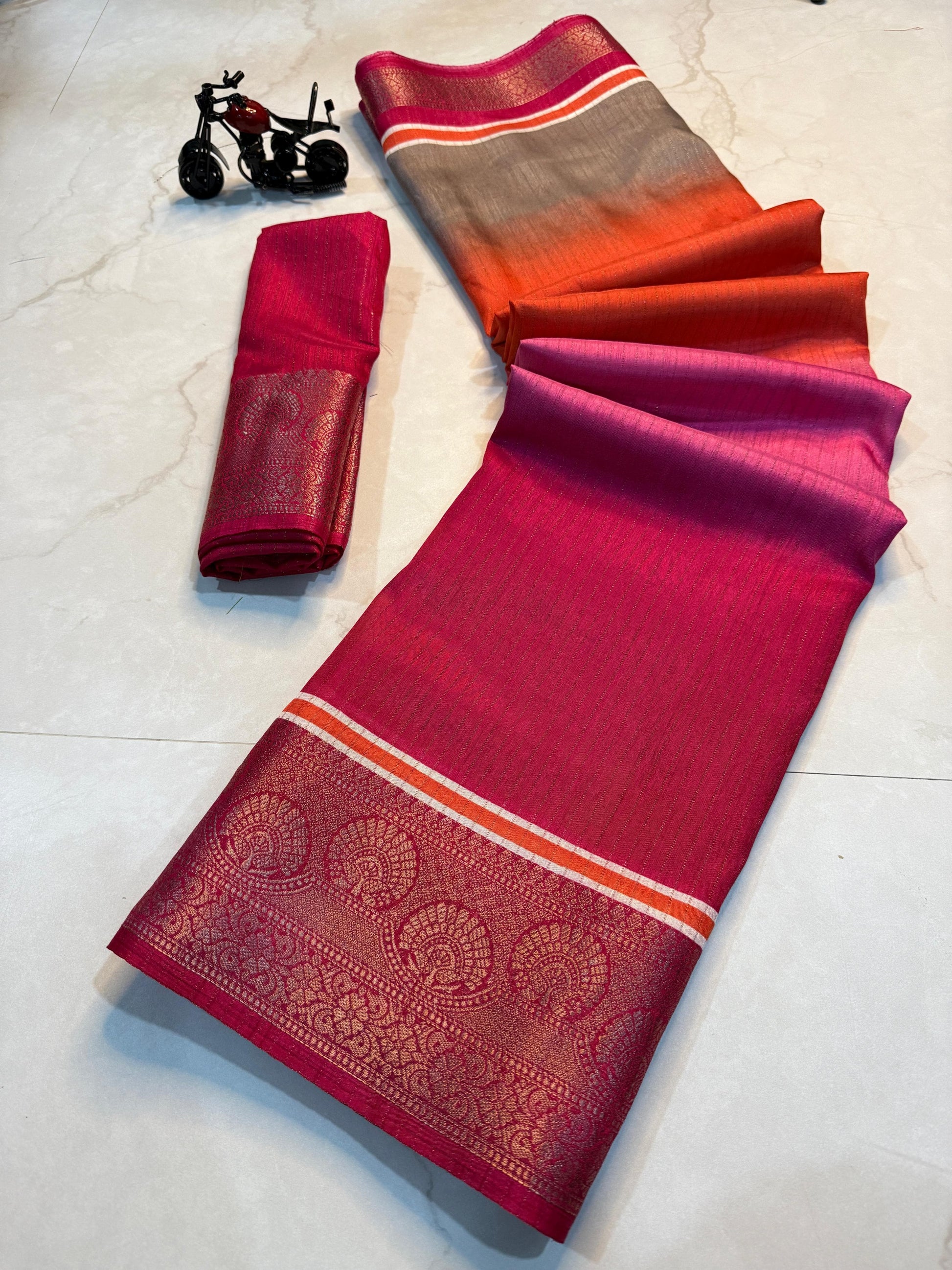 Product Image - Elegant Soft Kanjivaram Silk Saree with Zari Weaving