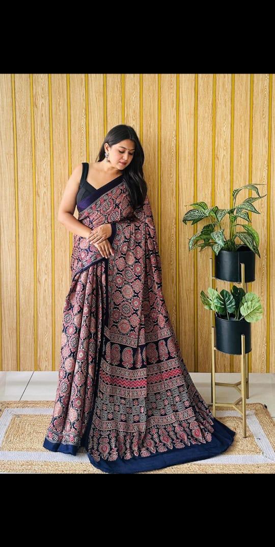 Product Image - Exquisite Semi Gajji Silk Saree with Bandhej Design