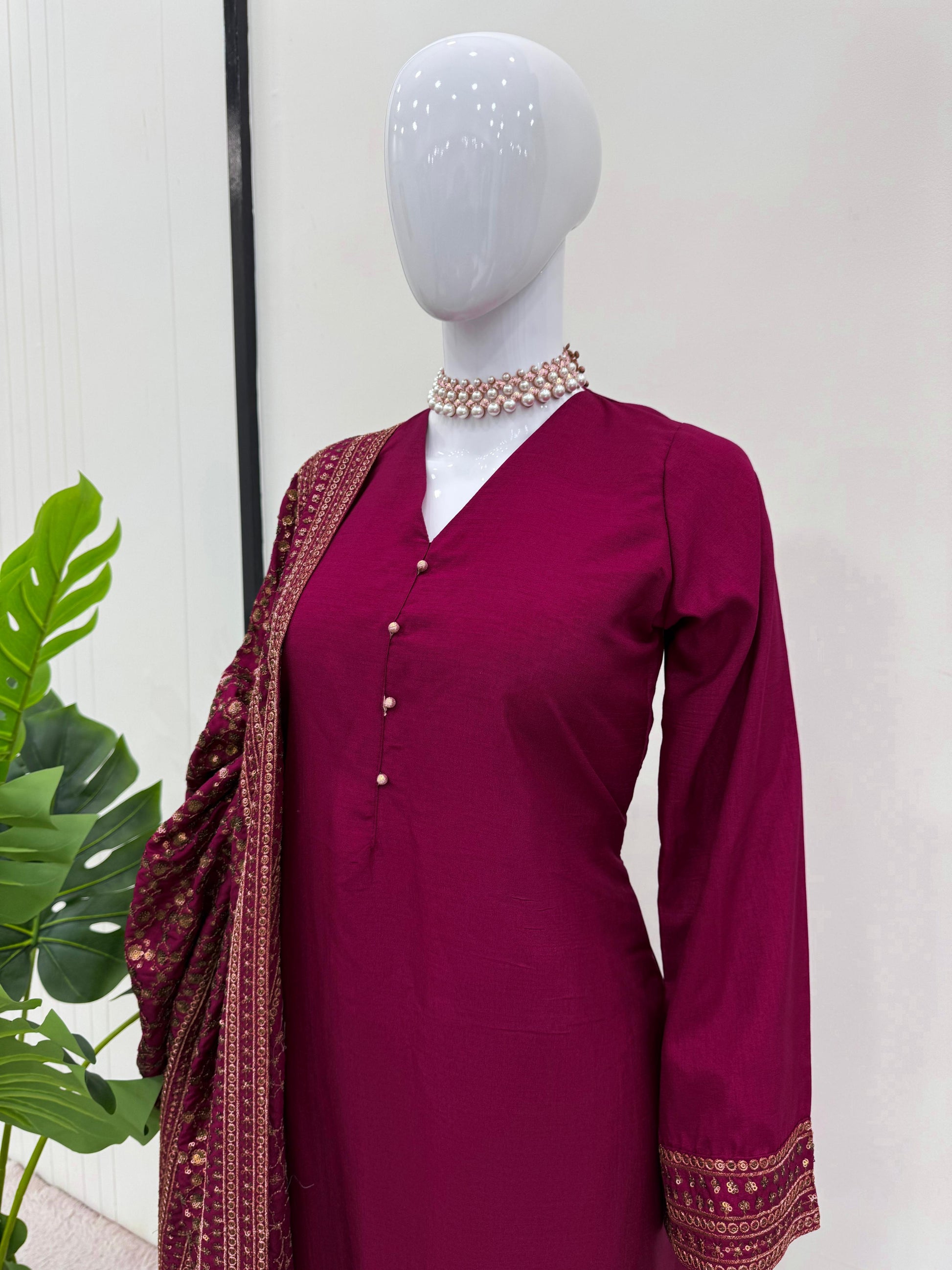 Product Image - Exquisite Designer Saree in Monsoon Silk - Perfect for Festive Wear