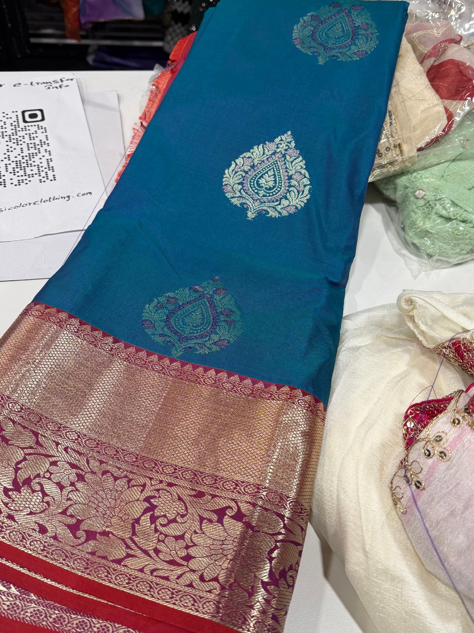 Product Image - Exquisite Kachipuram Pattu Sarees for Unforgettable Weddings - 1