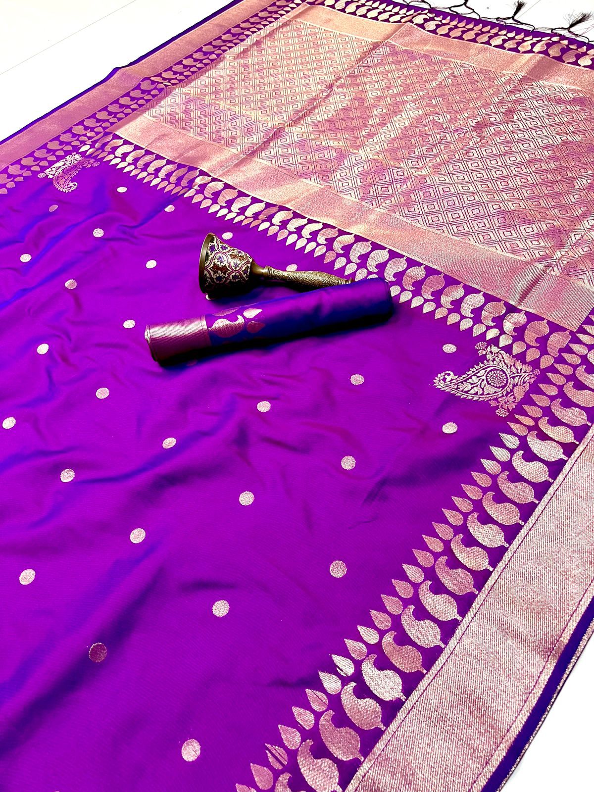 Product Image - Exquisite Pure Silk Banarasi Saree with Gold Jari and Butta Design
