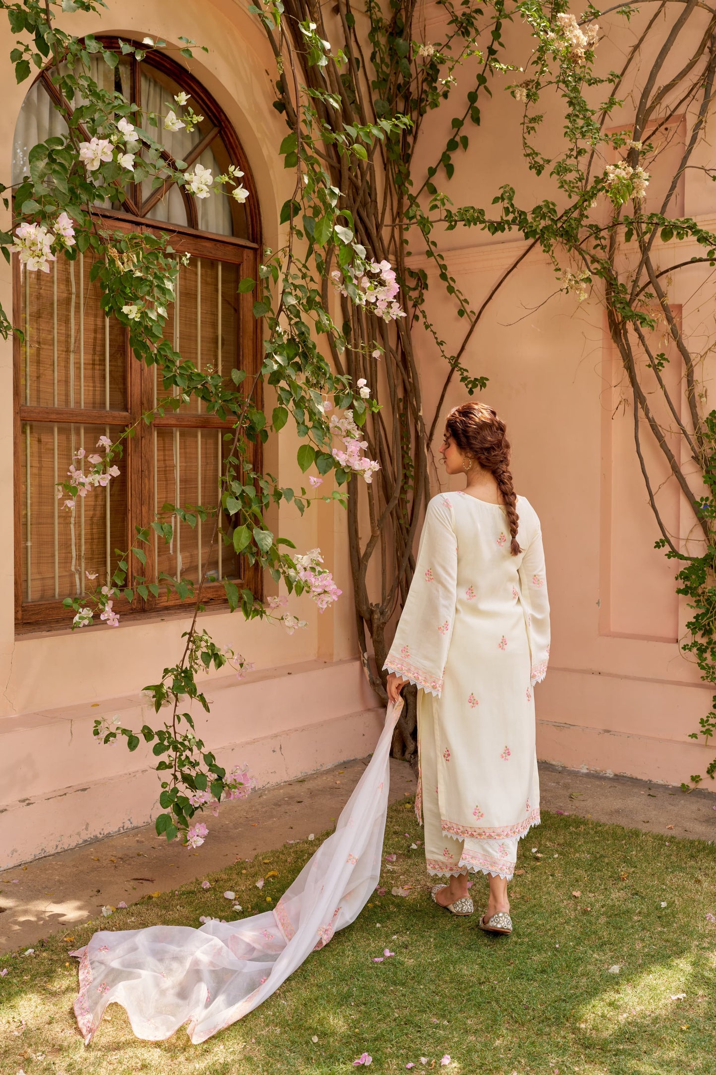 Product Image - AKSHARA: Ivory White Chanderi Embroidered Suit Set