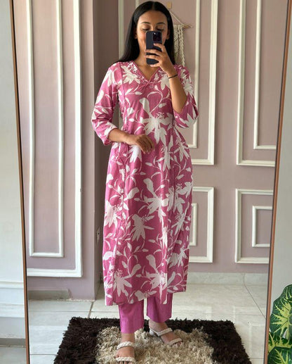 Product Image - Designer Cotton Kurti Set - Floral Print & Comfort Fit