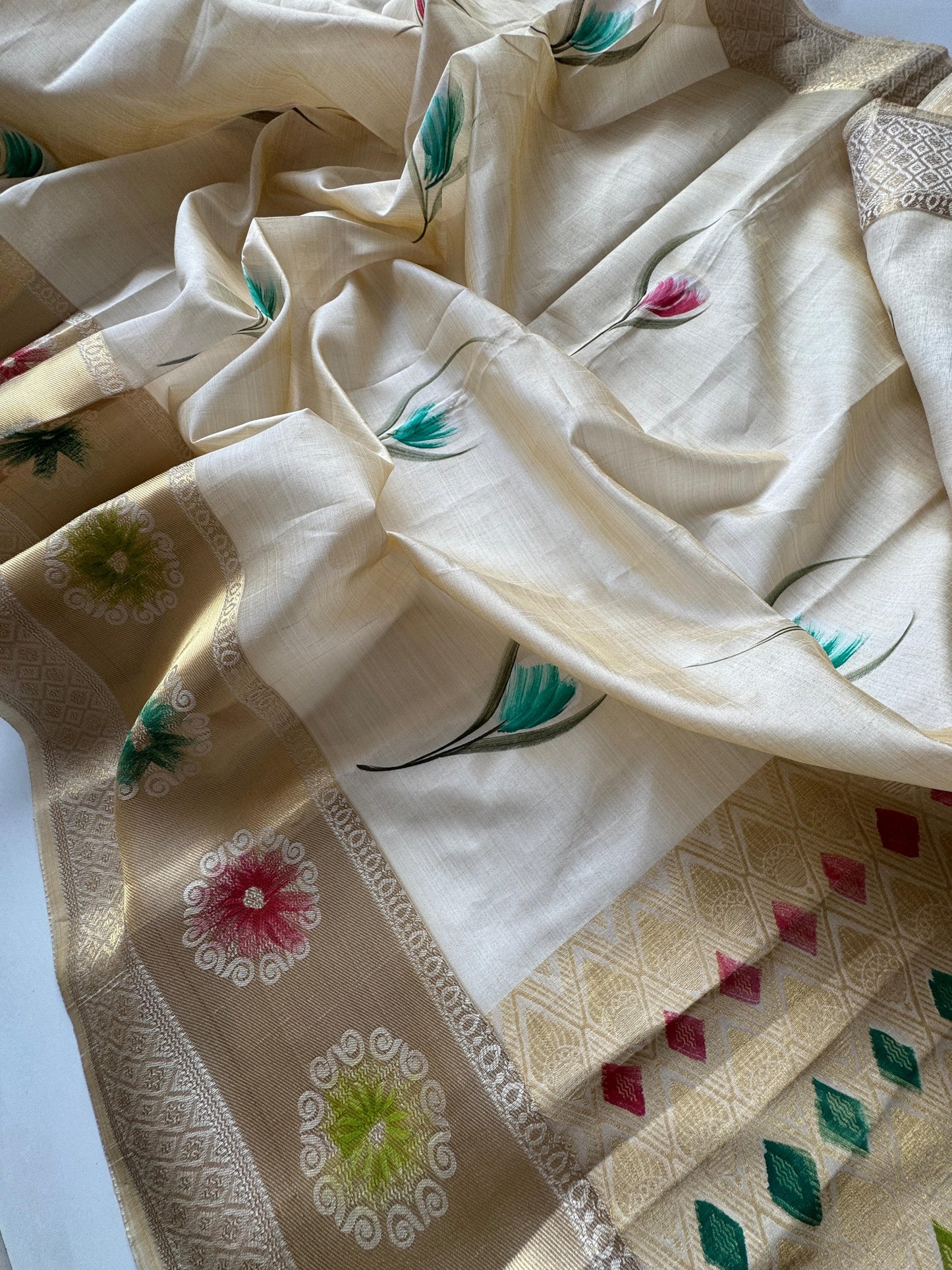 Product Image - Exclusive Designer Tussar Saree with Hand Brush Print - Premium Ethnic Wear