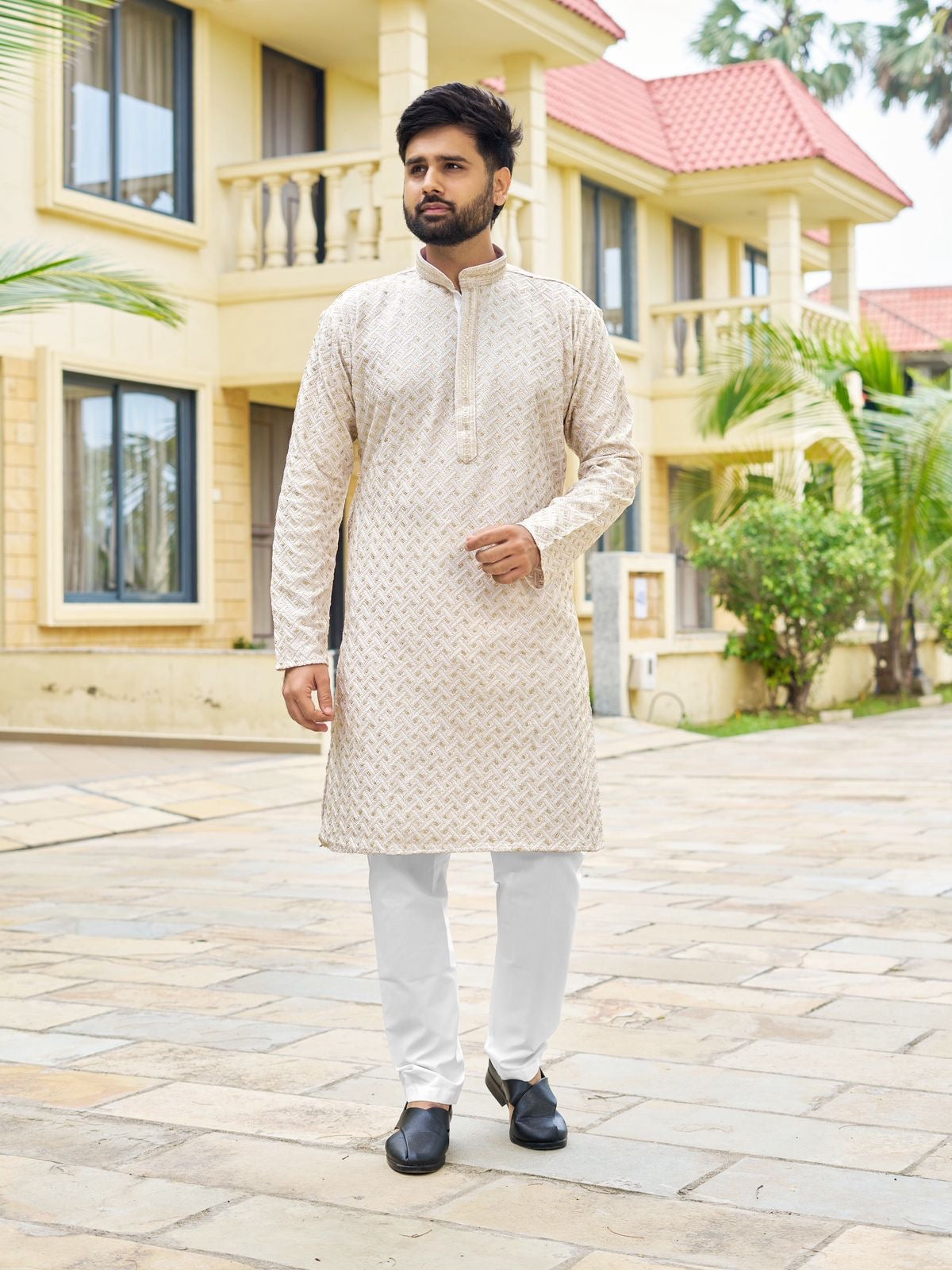 Product Image - Luxury Men's Sequin Party Suit - 3