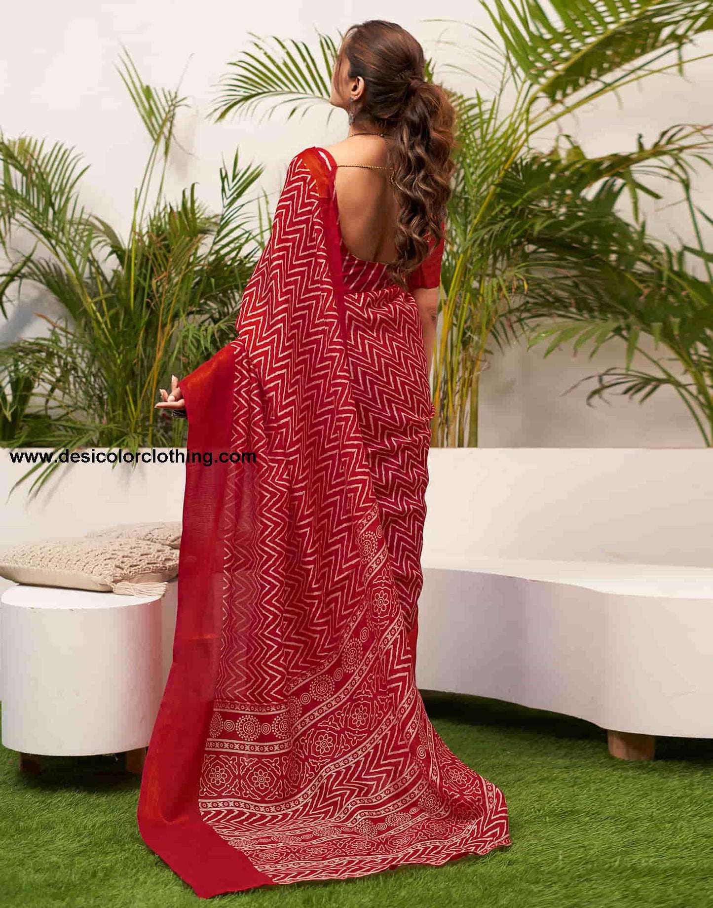 Red Cotton Printed Saree