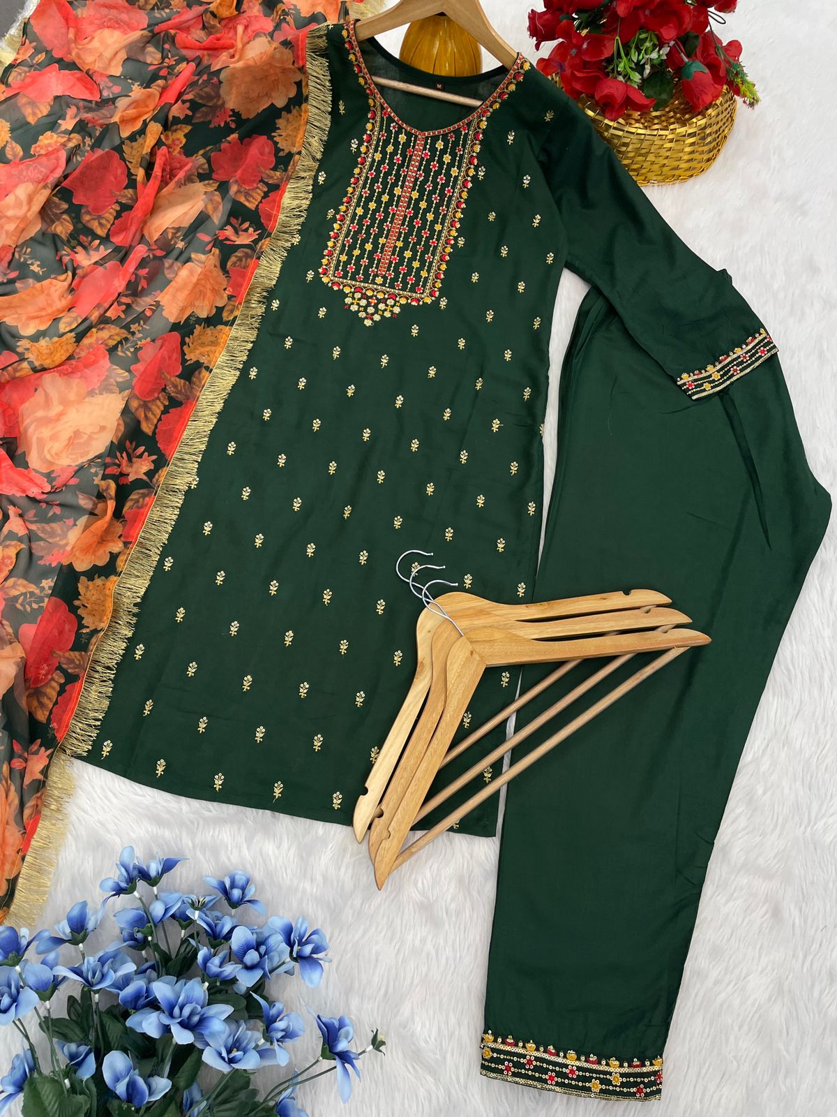 Product Image - Designer Georgette Saree for Festive Occasions - Morni Creation