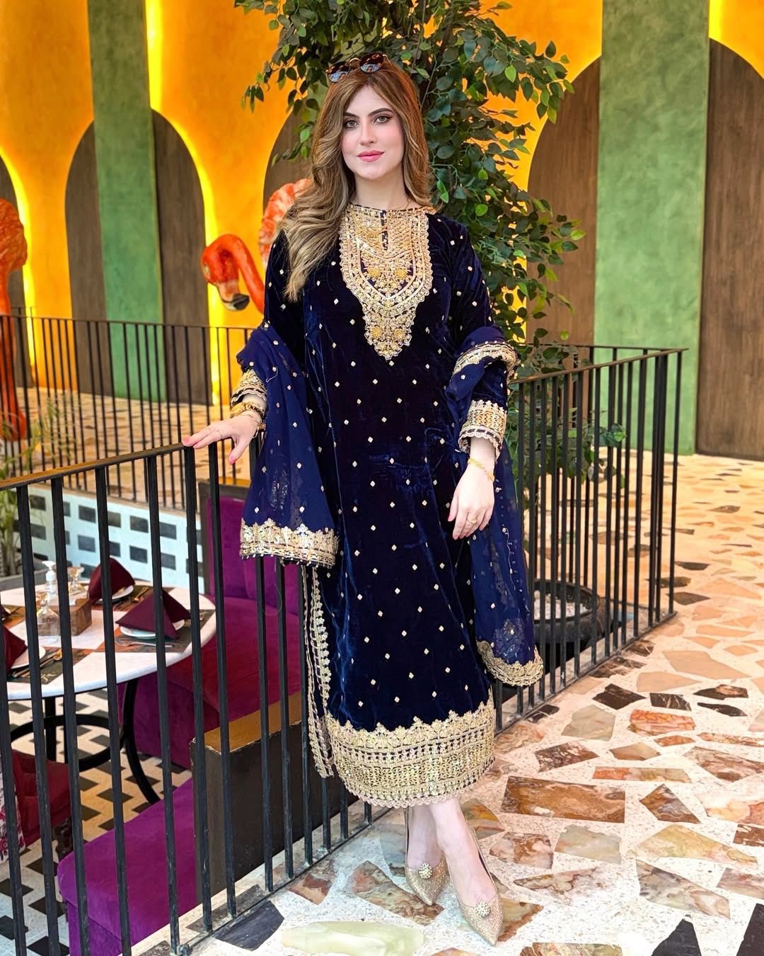 Product Image - Luxurious Designer Saree in Viscose Velvet with Faux Georgette Dupatta