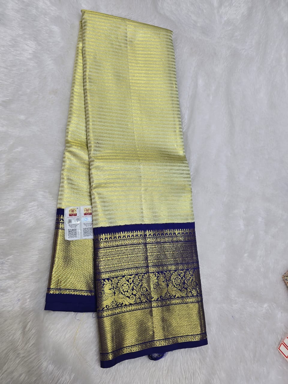 Product Image - Elegant Designer Georgette Saree for Festive Occasions