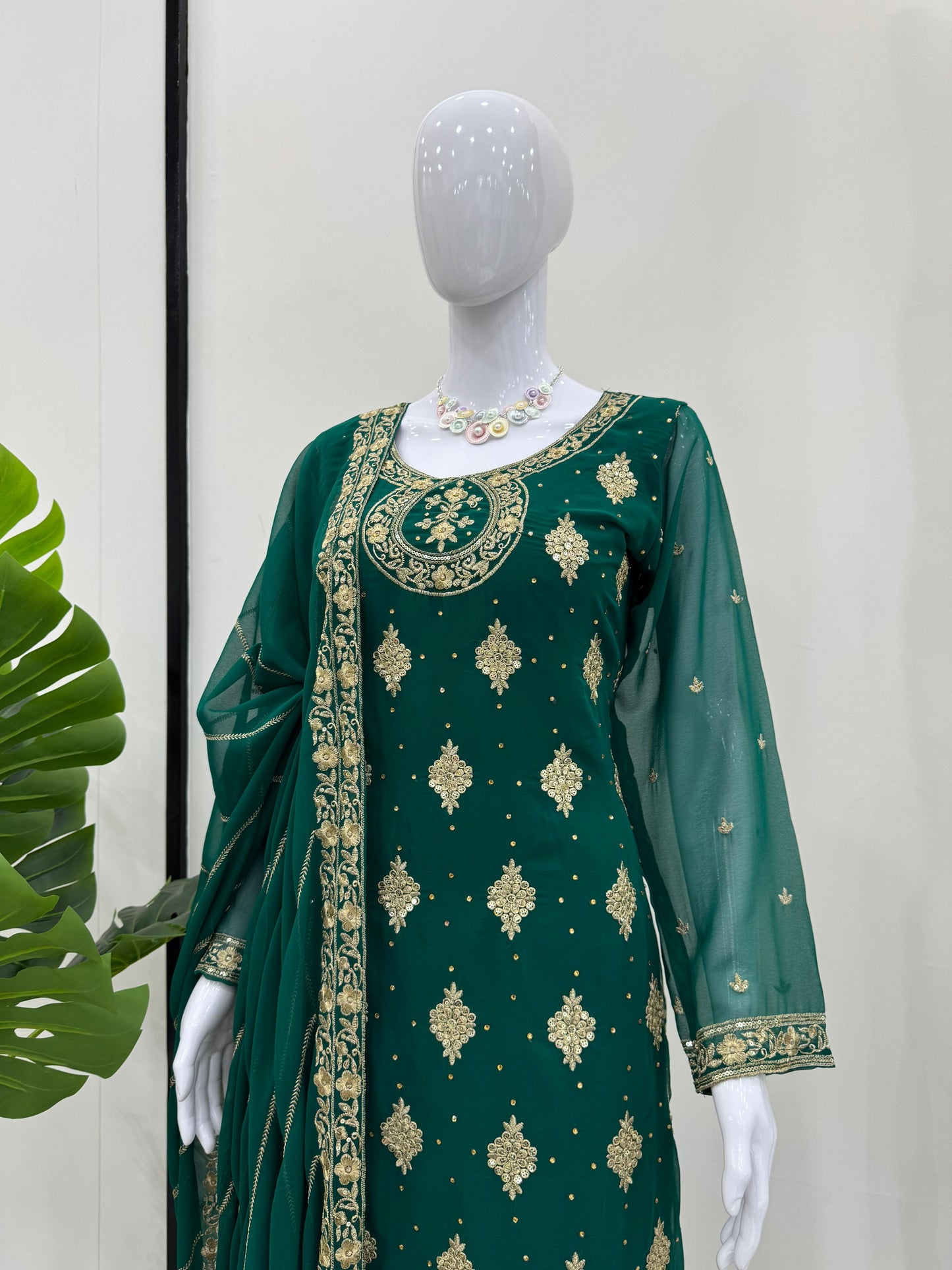 Product Image - Designer Georgette Ethnic Wear | 5813 Series Festive Attire