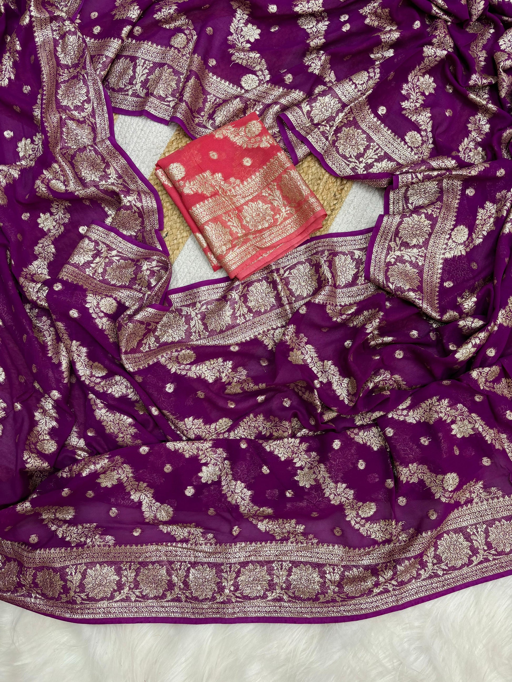 Product Image - Elegant Viscose Georgette Saree with Zari Weaving - Festive Wear