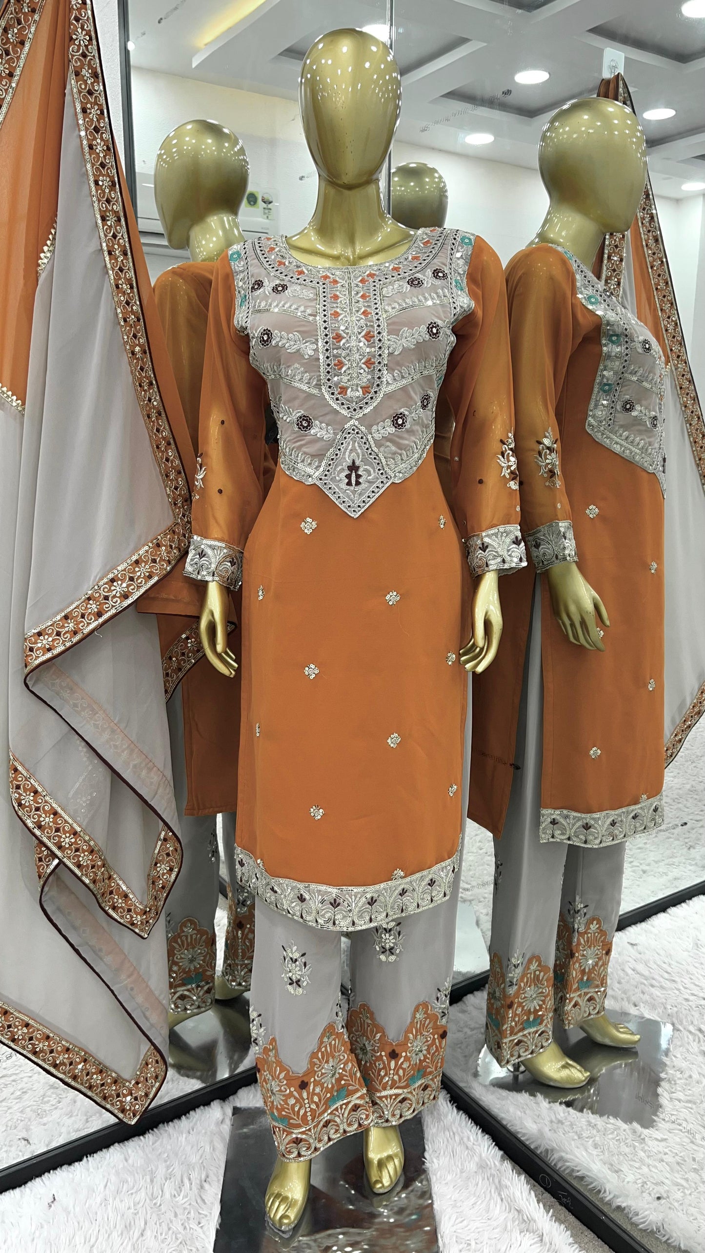 Product Image - Designer Heavy Faux Georgette Saree Set with Embroidered Dupatta
