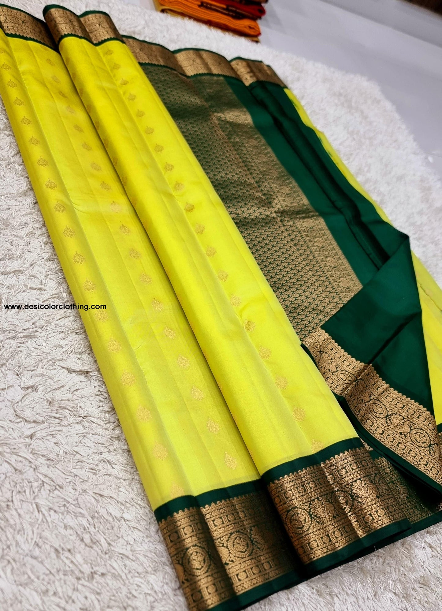 Kanchipuram 100% Pure Korvai Pattern Gold Zari Silk Saree