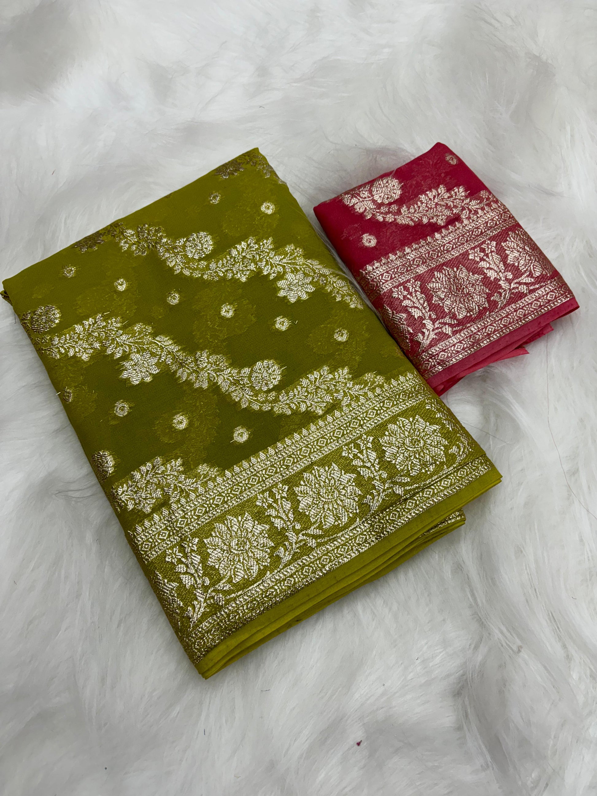 Product Image - Elegant Viscose Georgette Saree with Zari Weaving - Festive Wear