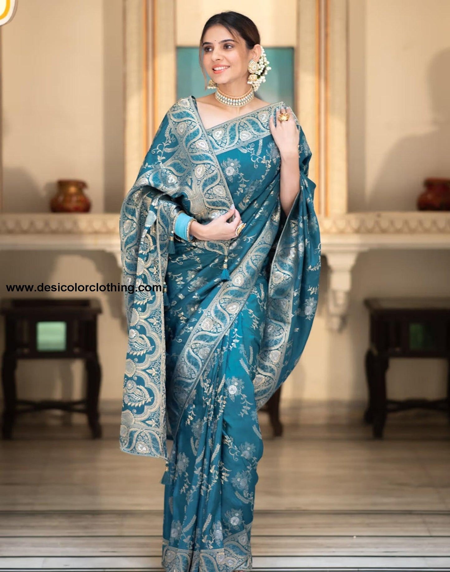 Graceful Blue Art Silk Saree with Plain Weaving Design