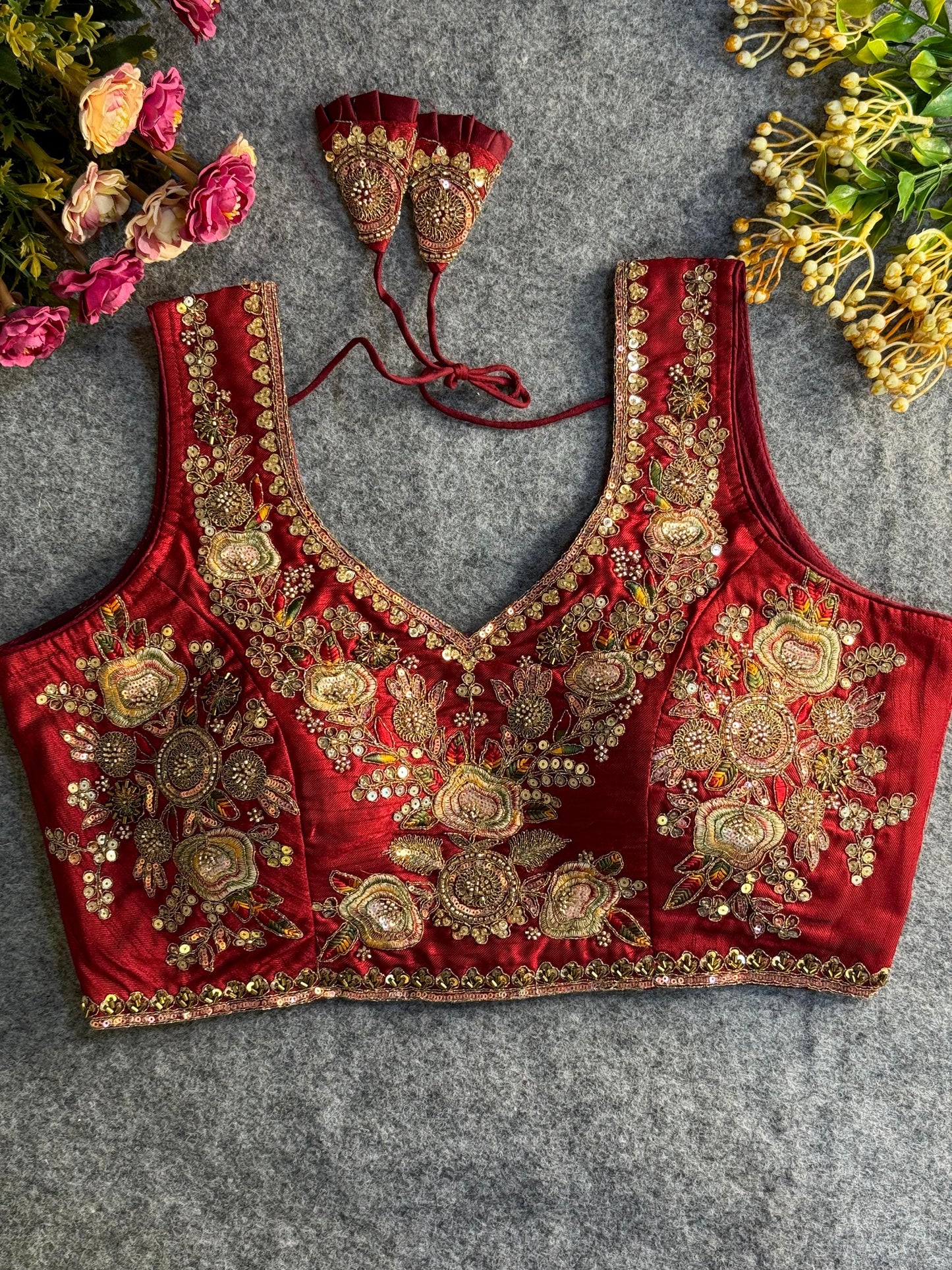 Designer Ready-Made Blouses | Stylish & Perfect-Fit Saree Blouses Online DesiColorClothing